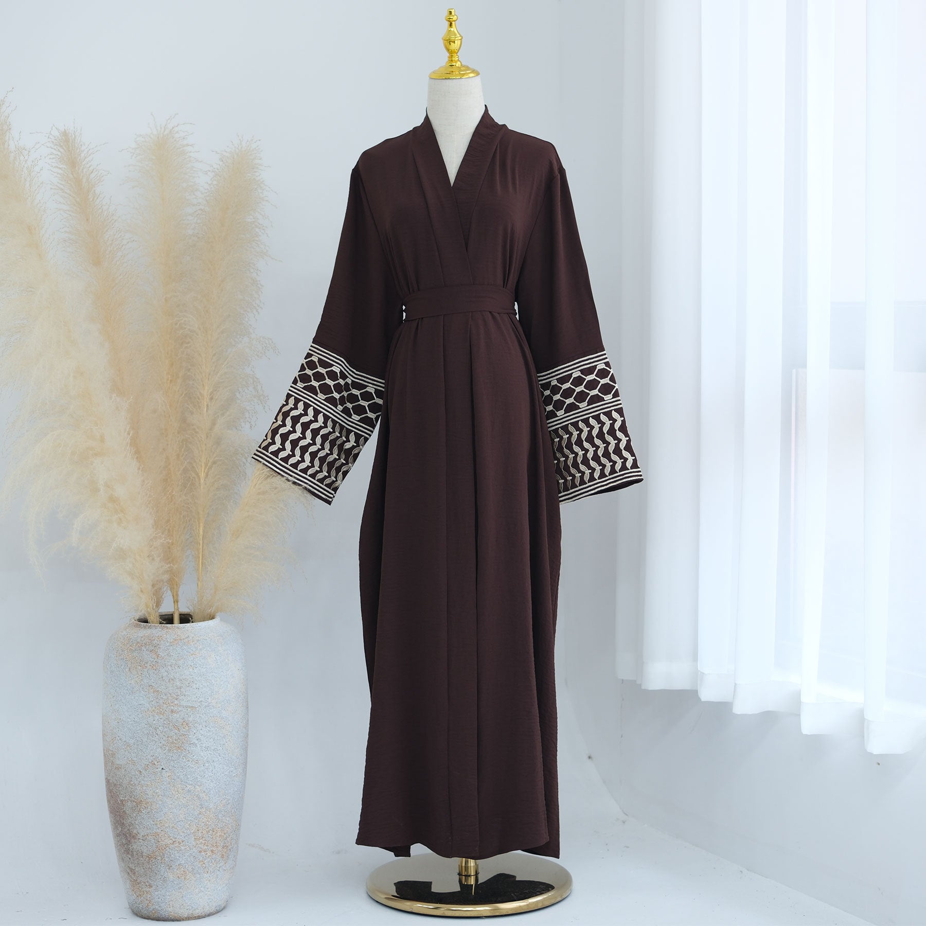 LR776 AliExpress Dubai Middle East Türkiye Dubai Exquisite Embroidered Tassel Cardigan Robe - MinYang Fashion Apparel Accessory Manufacturer