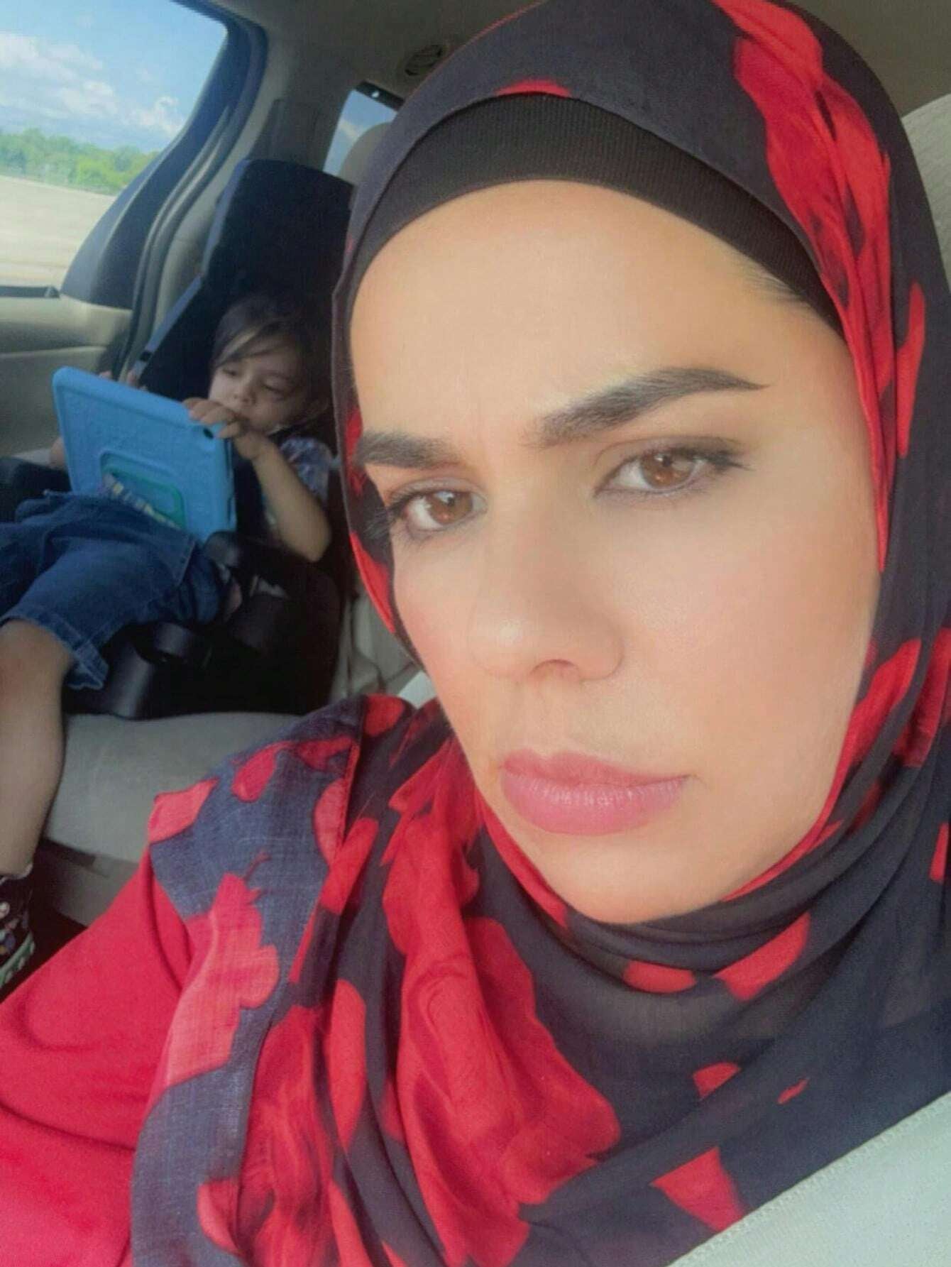 MYM16 Bufanda/hijab con estampado de flores rojas modal