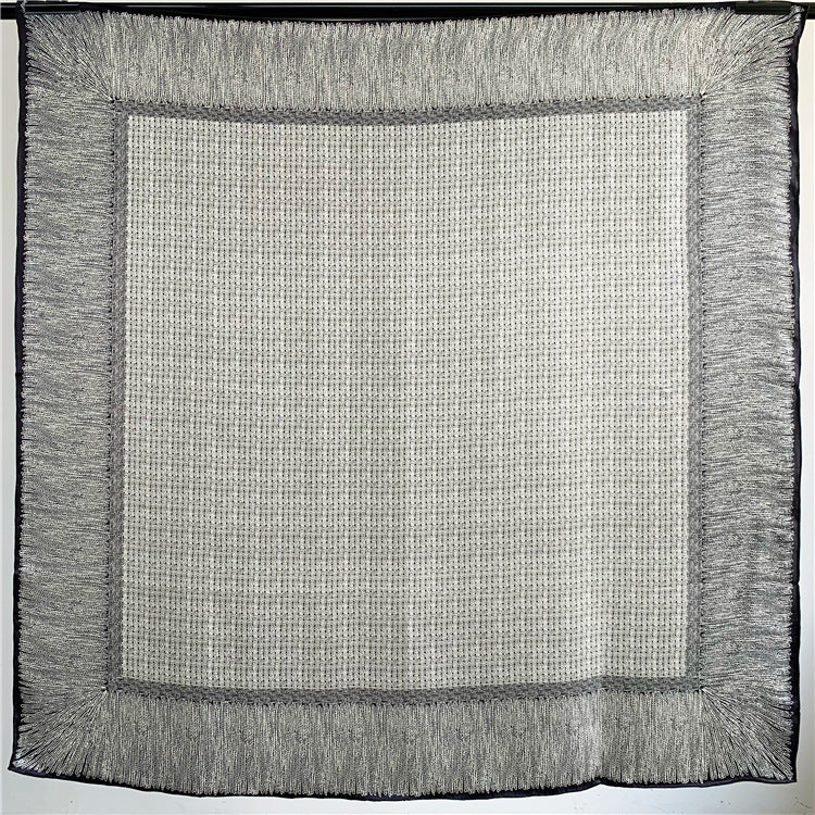 Pañuelo de seda de morera de 110*110 cm.