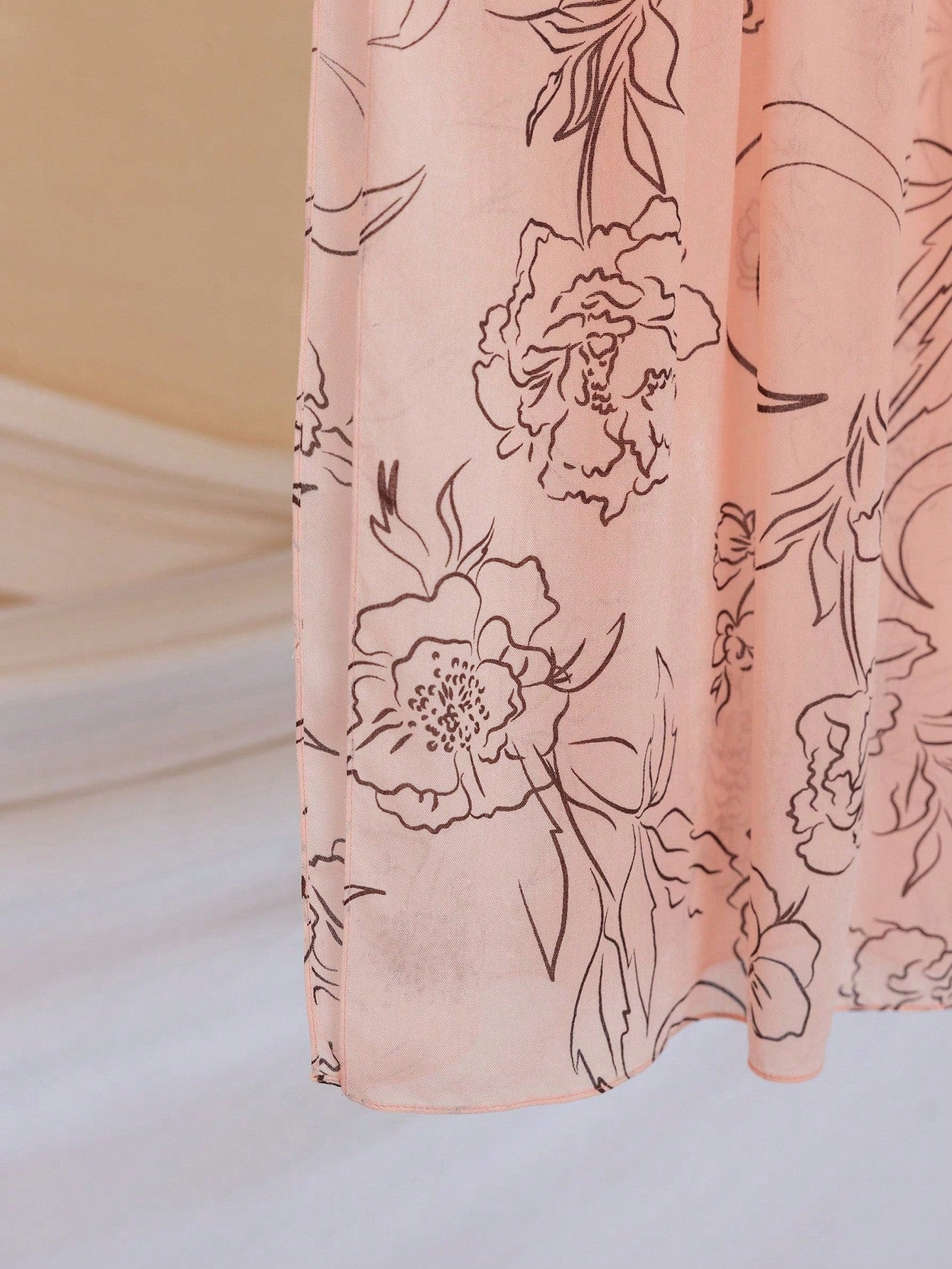 MYM13 Bufanda/hijab con estampado de flores grandes en color rosa modal
