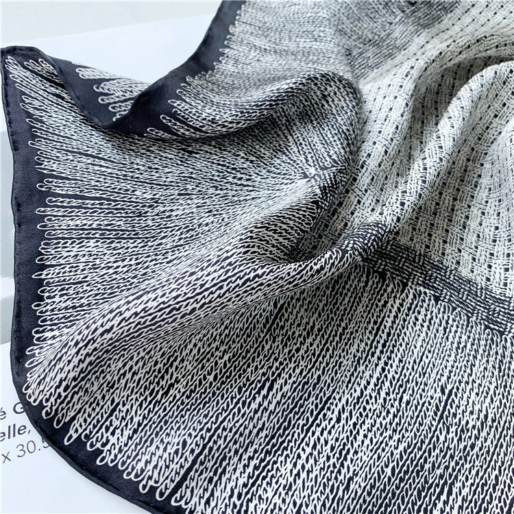 Pañuelo de seda de morera de 110*110 cm.