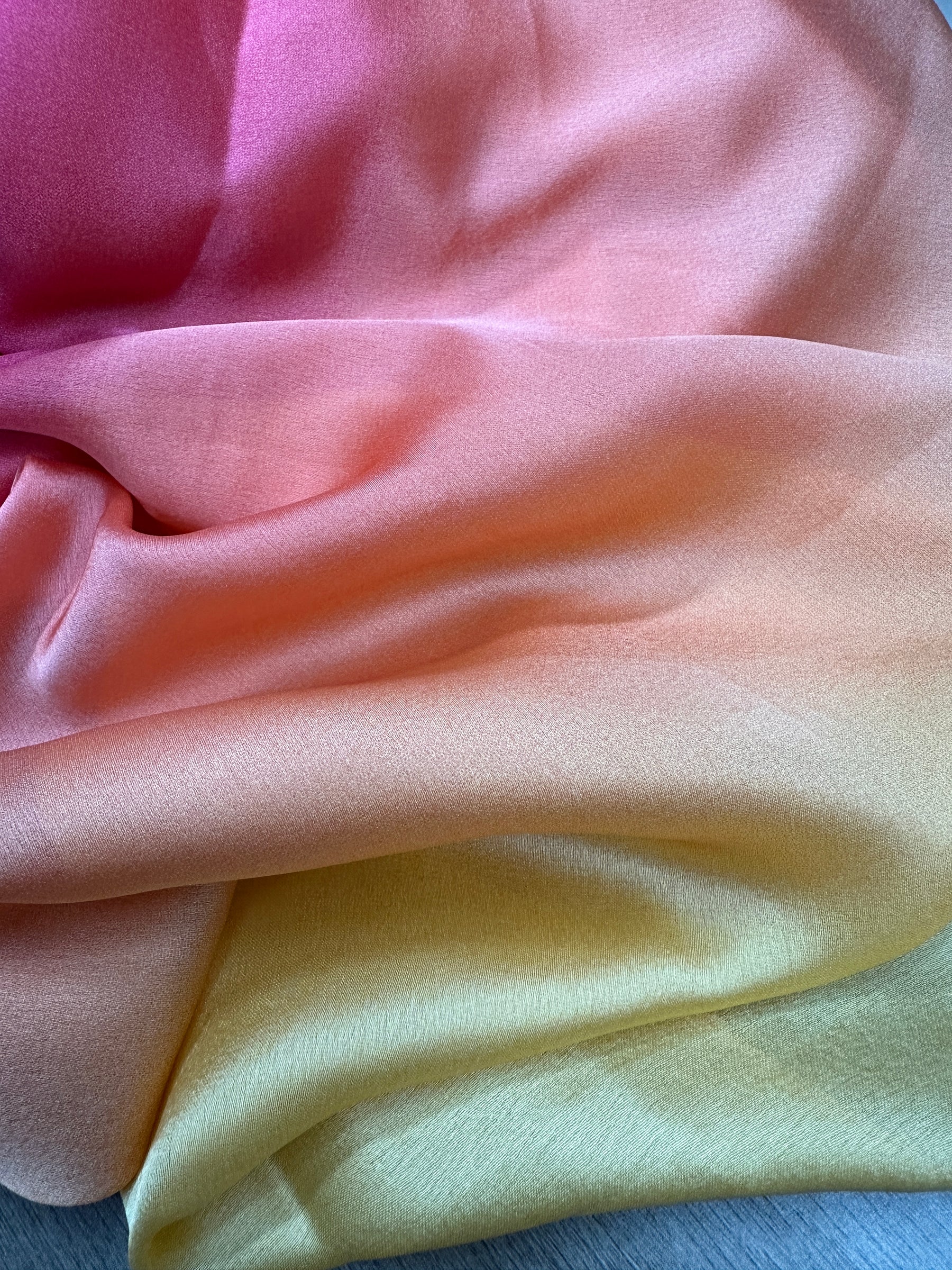 MYS003 Printed silk hijab