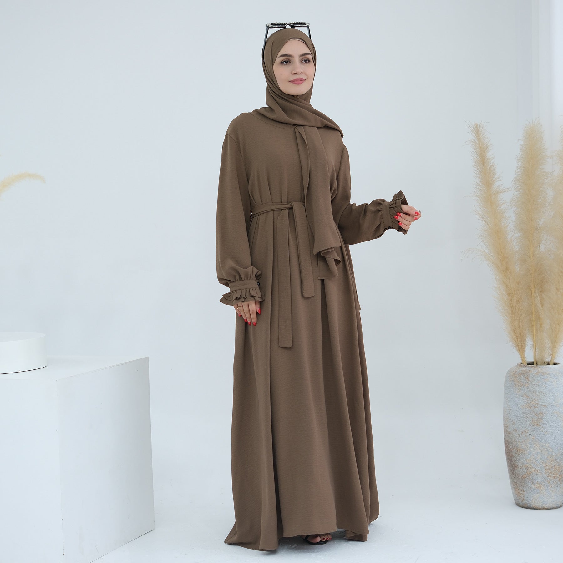 LR709 Elegant solid color dress two-piece set (abaya + hijab)