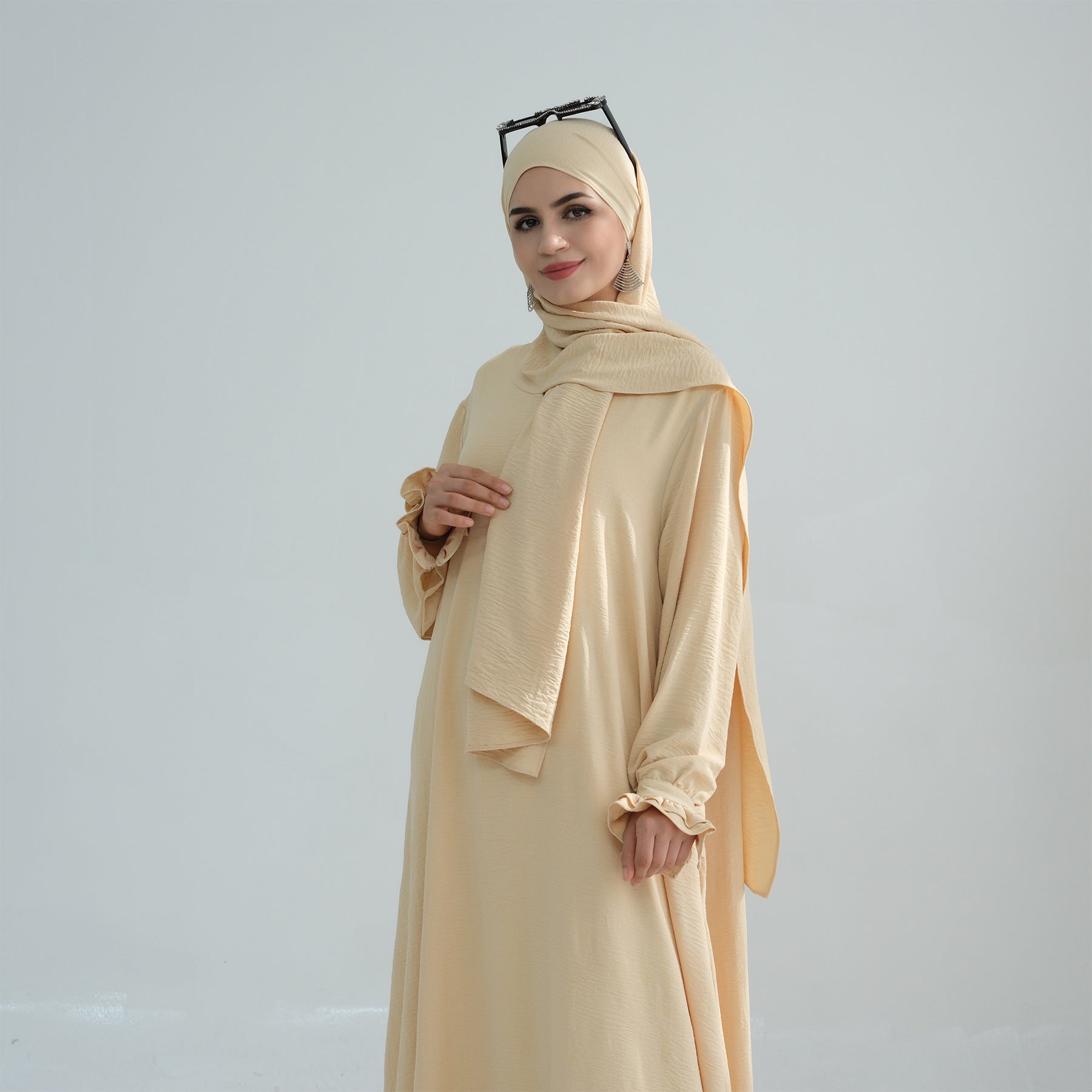 LR709 Elegant solid color dress two-piece set (abaya + hijab)