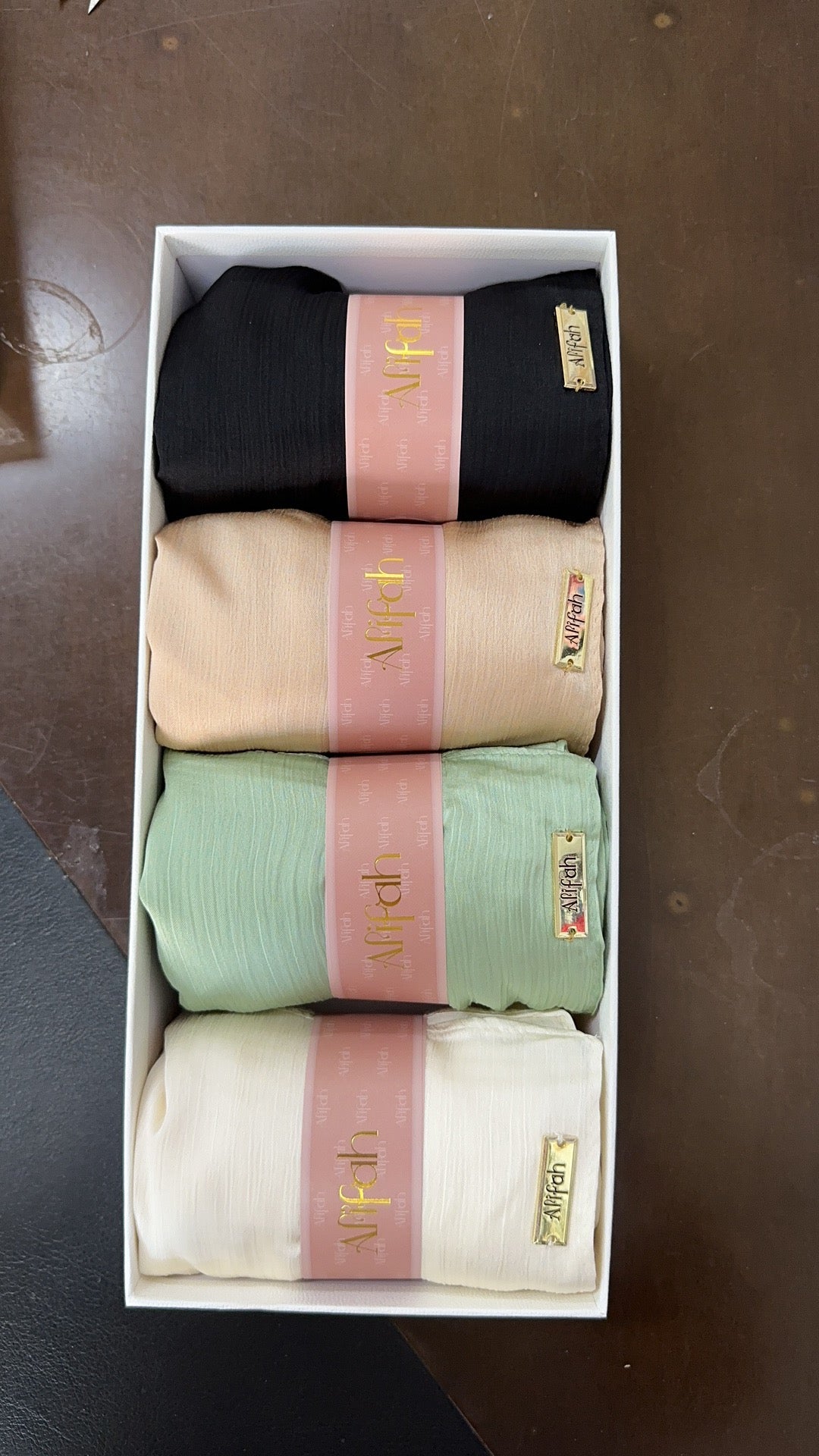 004 Customize your LOGO gift box - MinYang Fashion Apparel Accessory Manufacturer