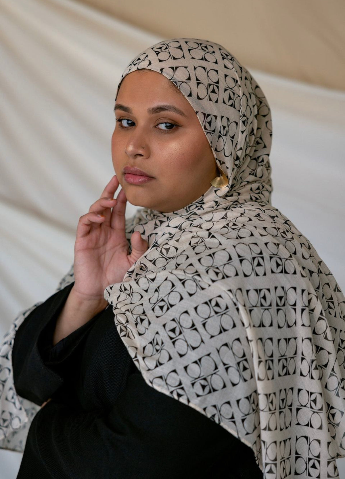 mybd04-5 Modal Hijab -Black and white grid room hijab hijab/tudung printed hijab printed scarf - MinYang Fashion Apparel Accessory Manufacturer