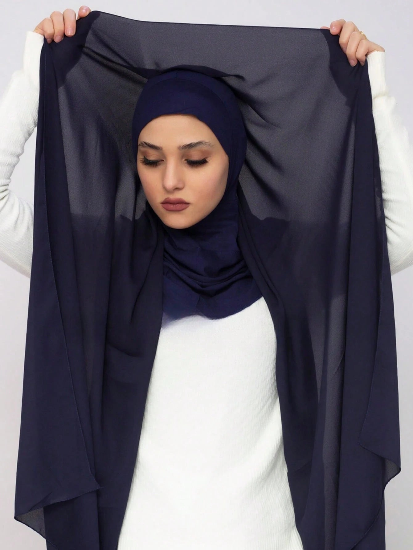 YZ136 Solid color pearl chiffon hijab and base hat combination