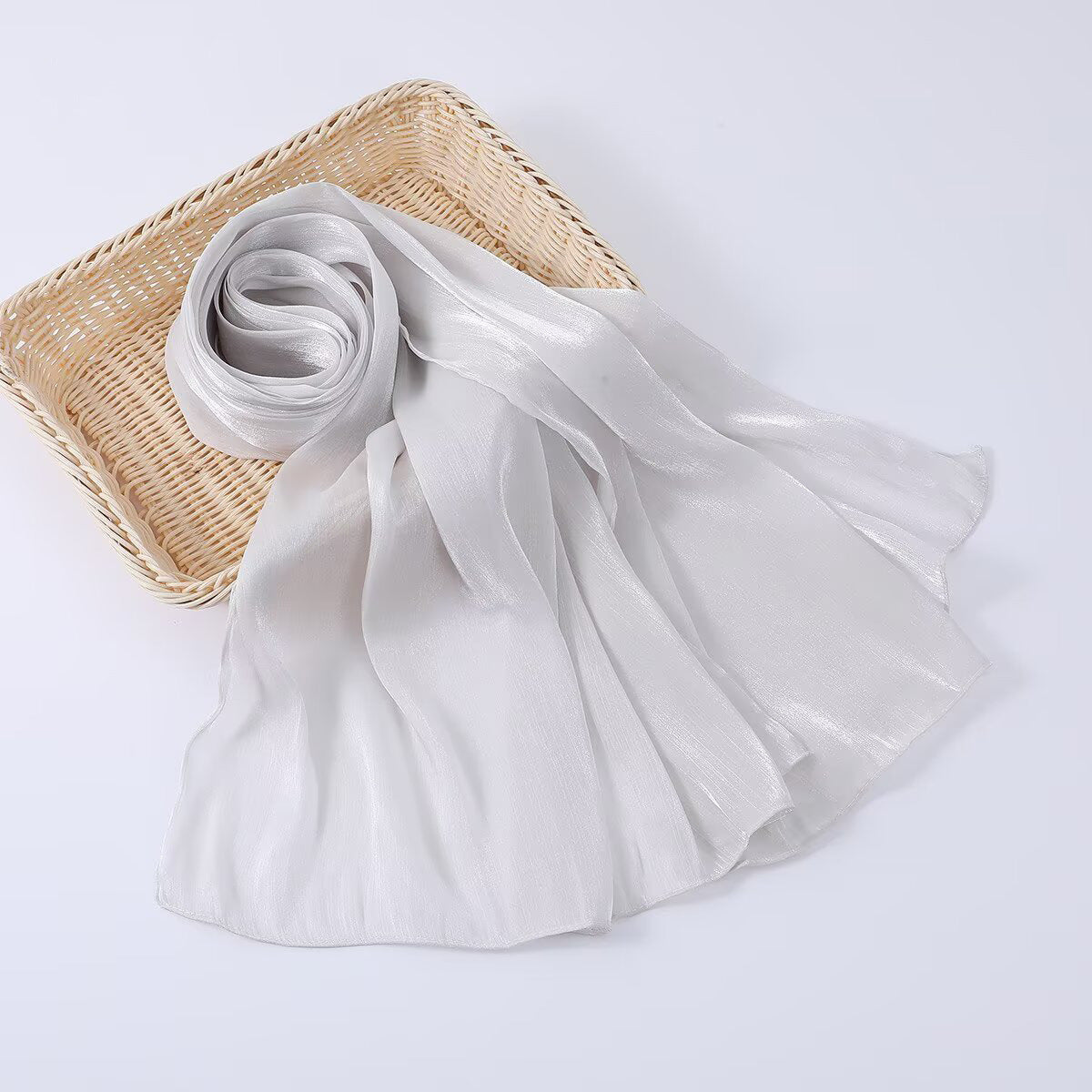 G690 Bright silk fabric breathable cool hijab