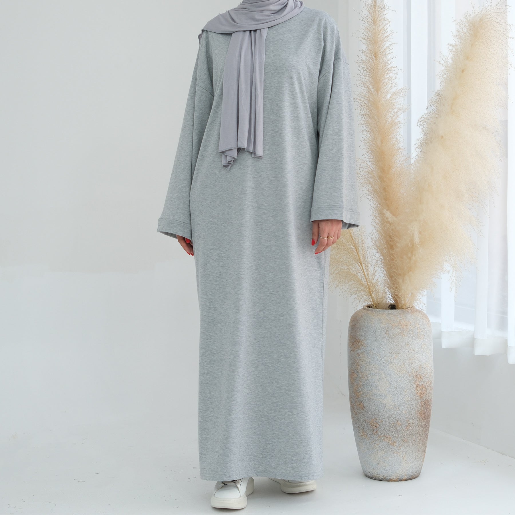 LR737 Solid color sweater dress abaya
