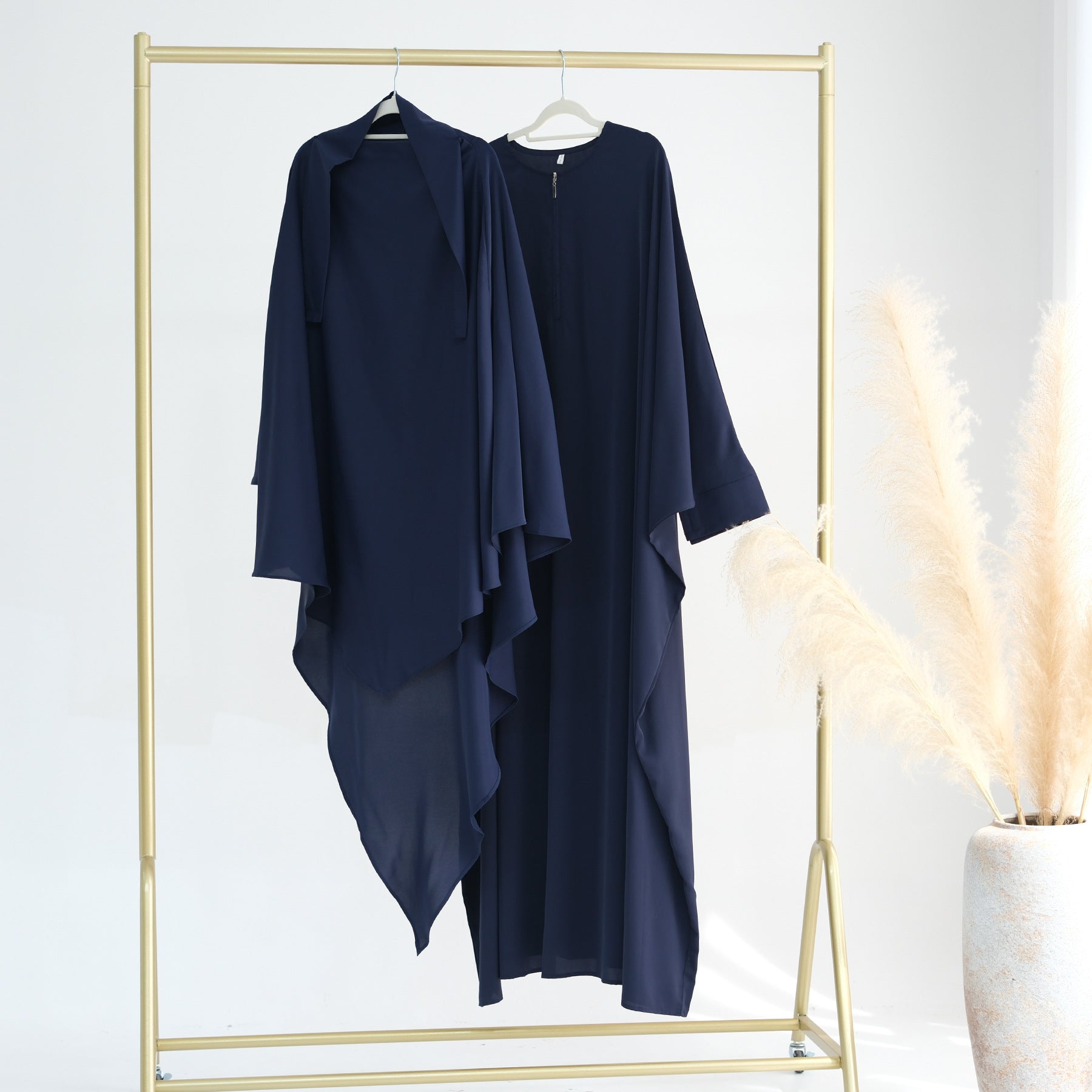 LR425+HJ901 Large solid color bat sleeve abaya