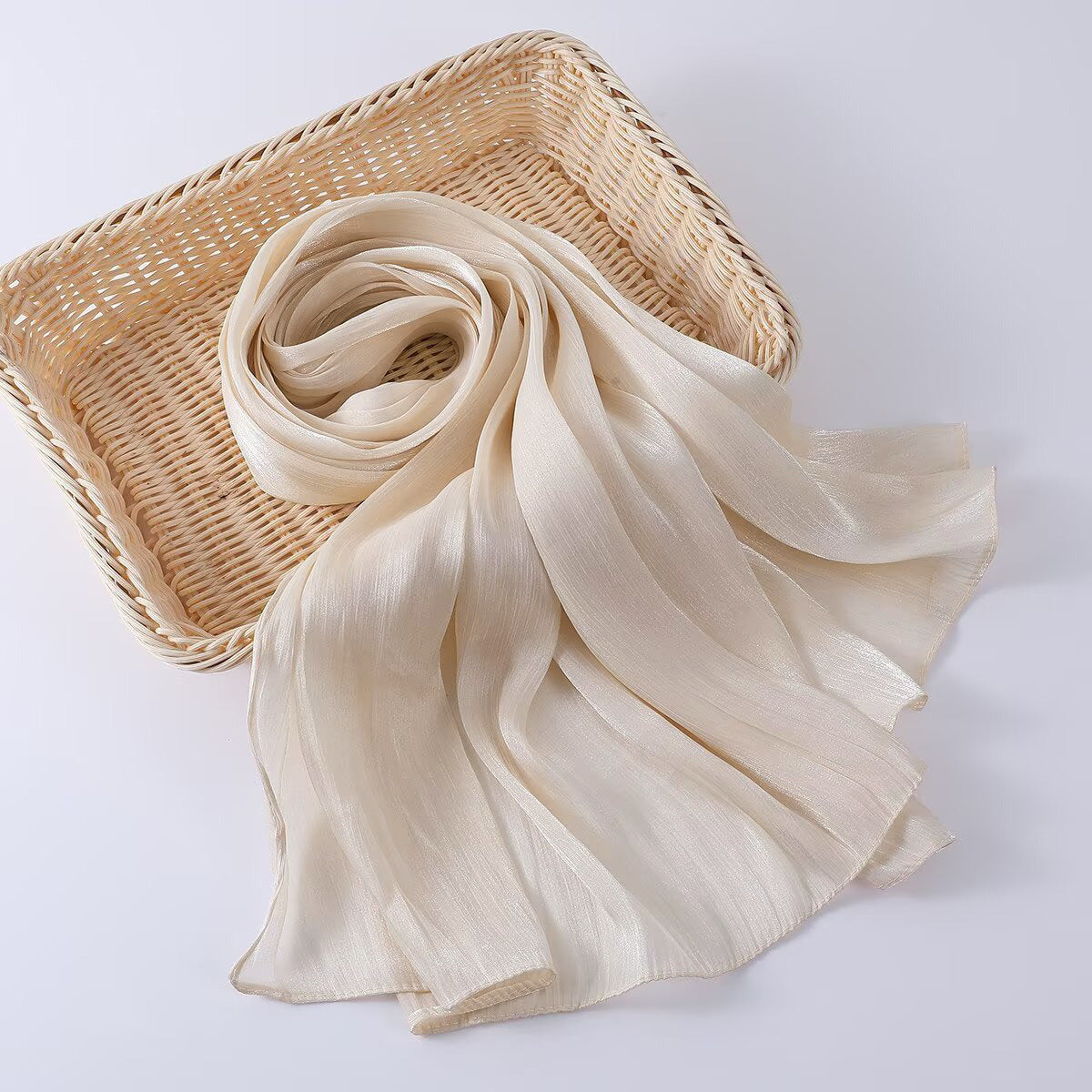 G690 Bright silk fabric breathable cool hijab