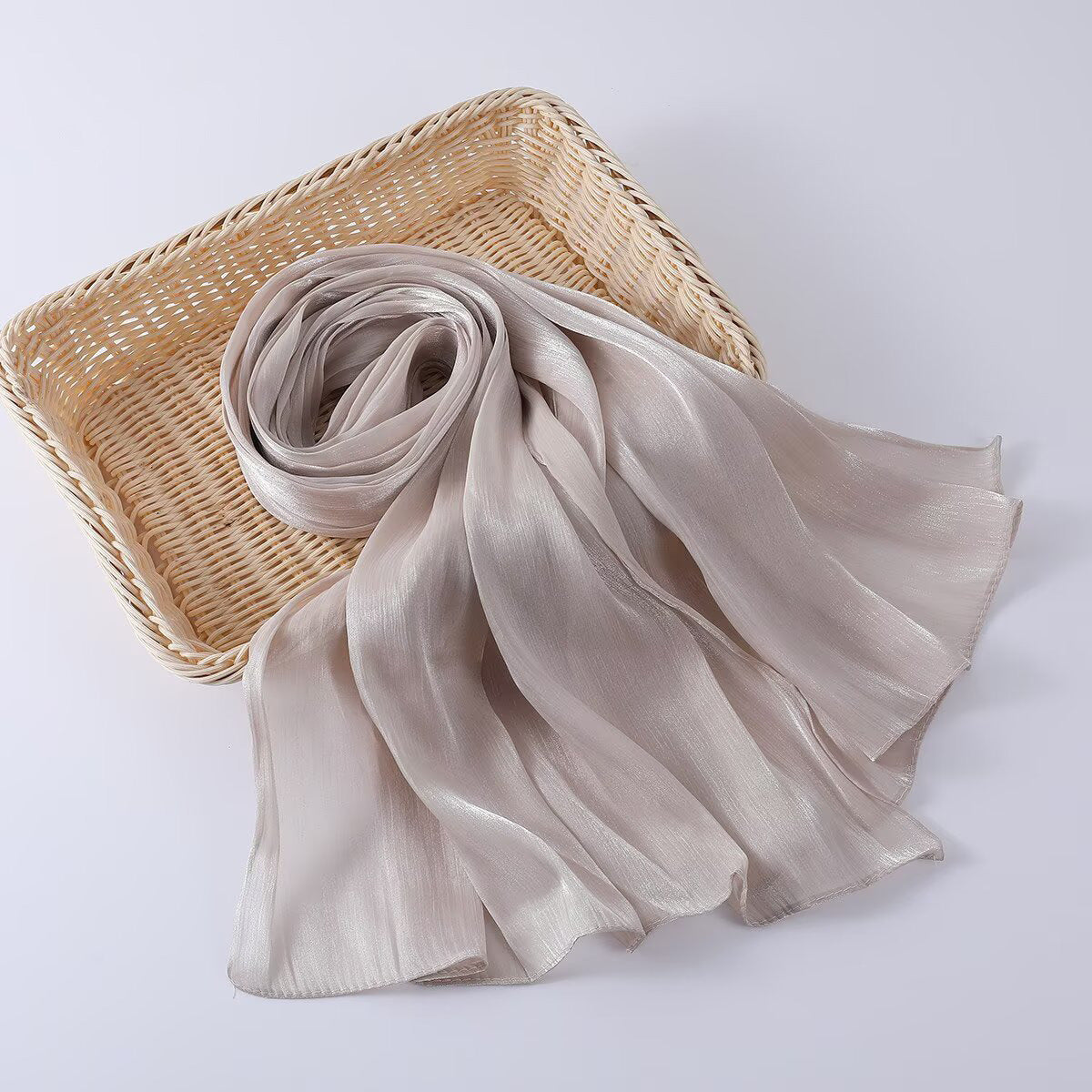 G690 Bright silk fabric breathable cool hijab