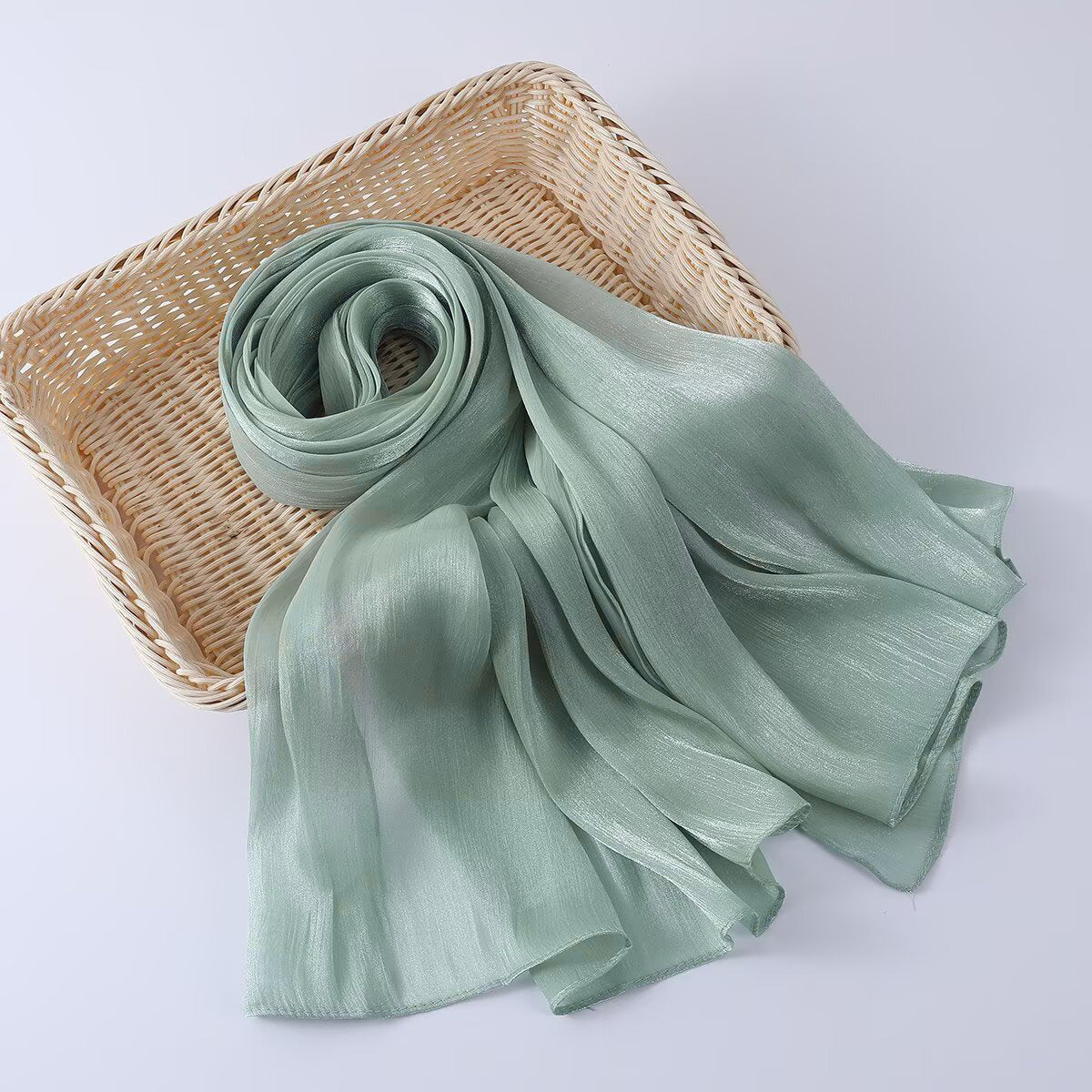G690 Bright silk fabric breathable cool hijab