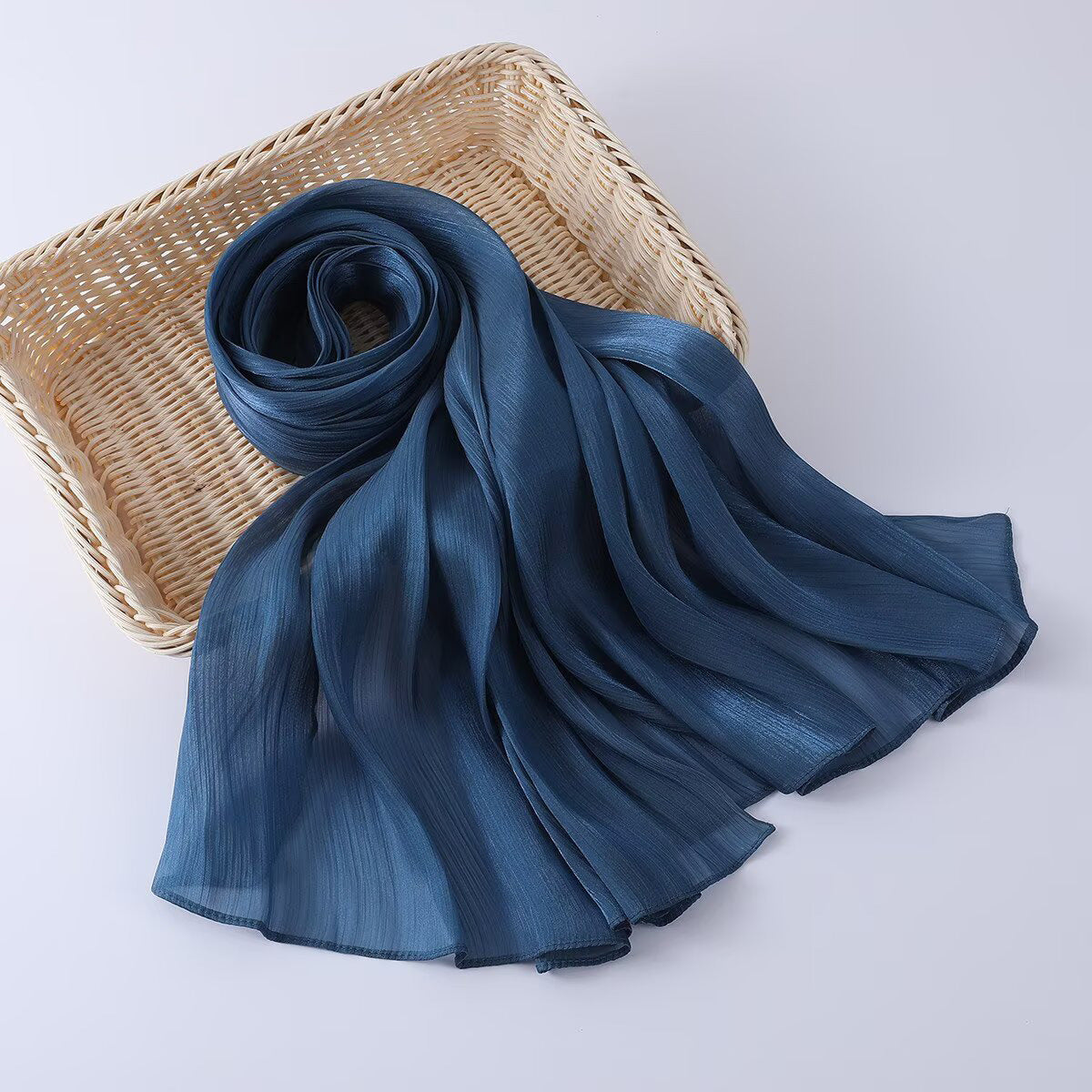 G690 Bright silk fabric breathable cool hijab