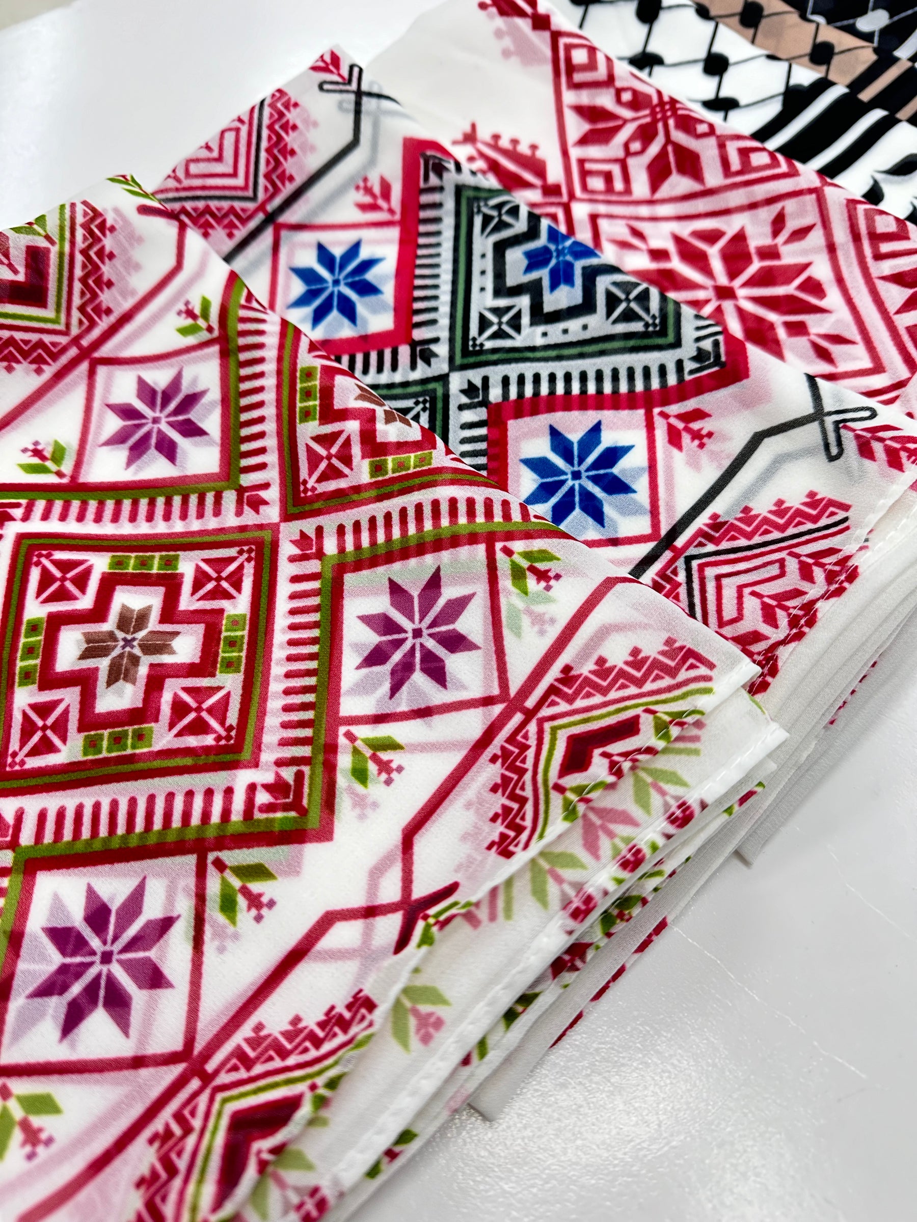 NUEVO02 HIJAB DE GASA CON ESTAMPADO KUFFIYEH