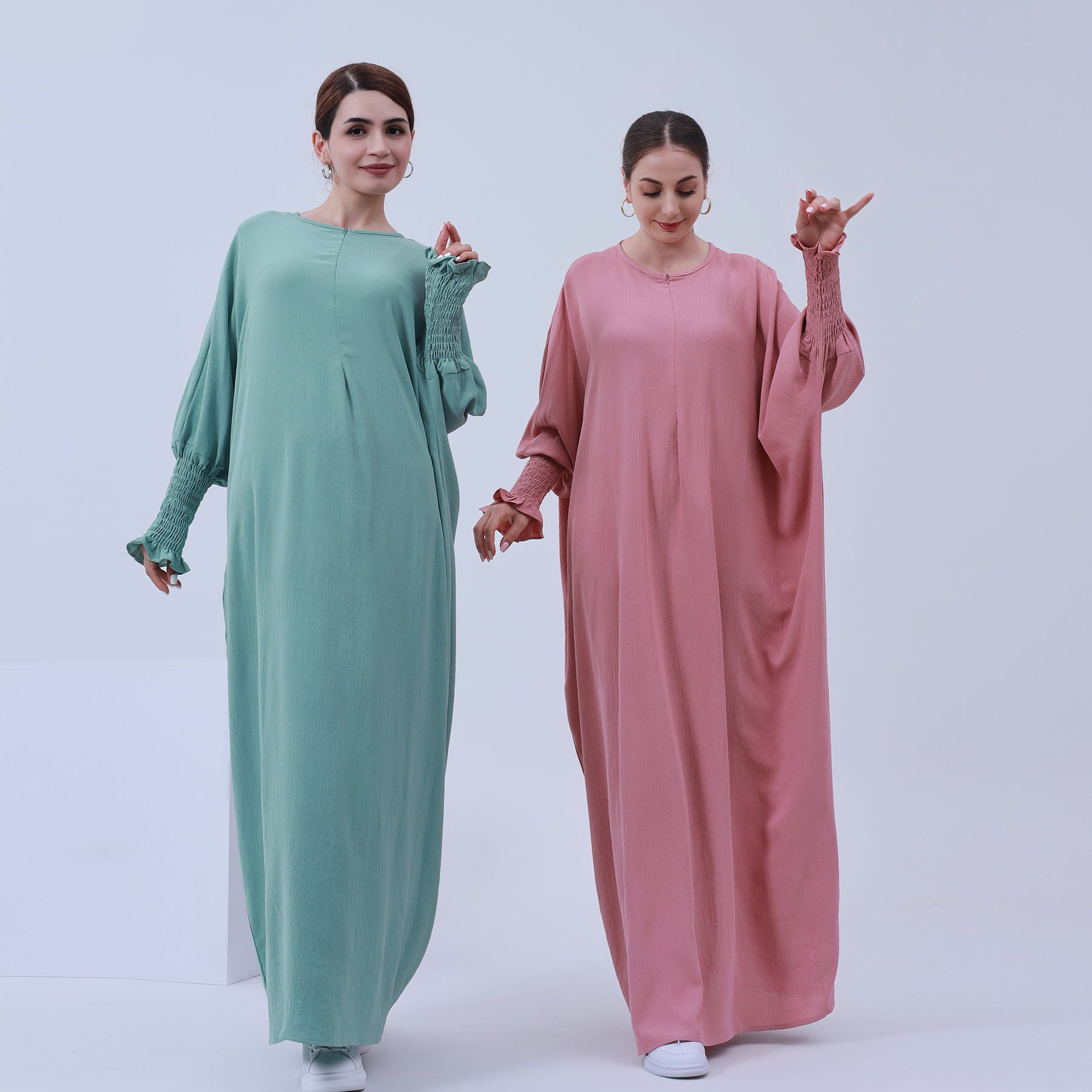 LR616 Middle East Dubai Turkish solid color Tiktok bat style dress - MinYang Fashion Apparel Accessory Manufacturer