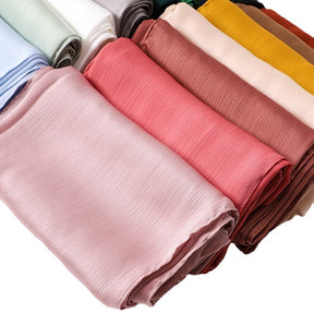 006 Mujeres musulmanas Hijab liso arrugado satinado