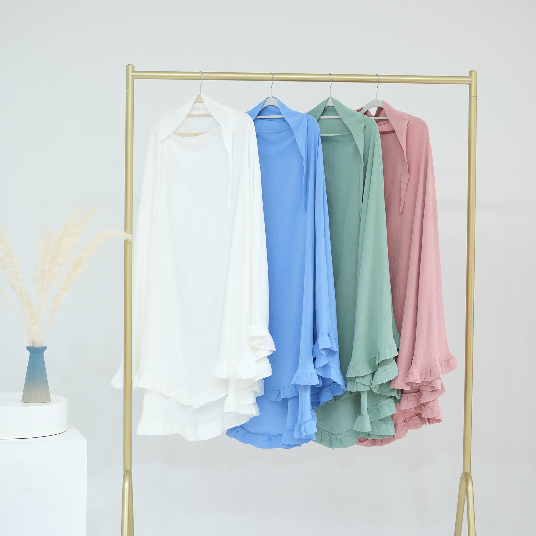 HJ912  Plain Polyester Ruffle Wide-Drape Hijab