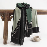 FH23-5453 leopard print winter scarf