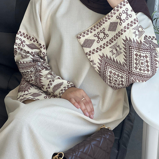 LR901  Embroidered Viscose Plus Size Long Sleeve Dress