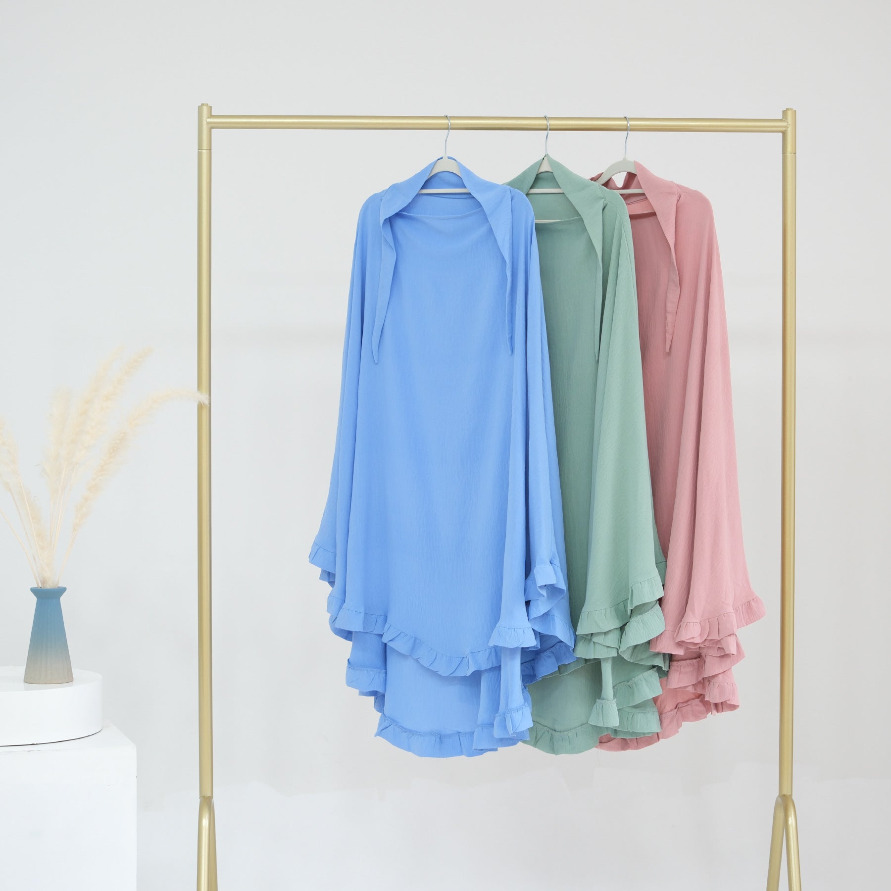 HJ912  Plain Polyester Ruffle Wide-Drape Hijab