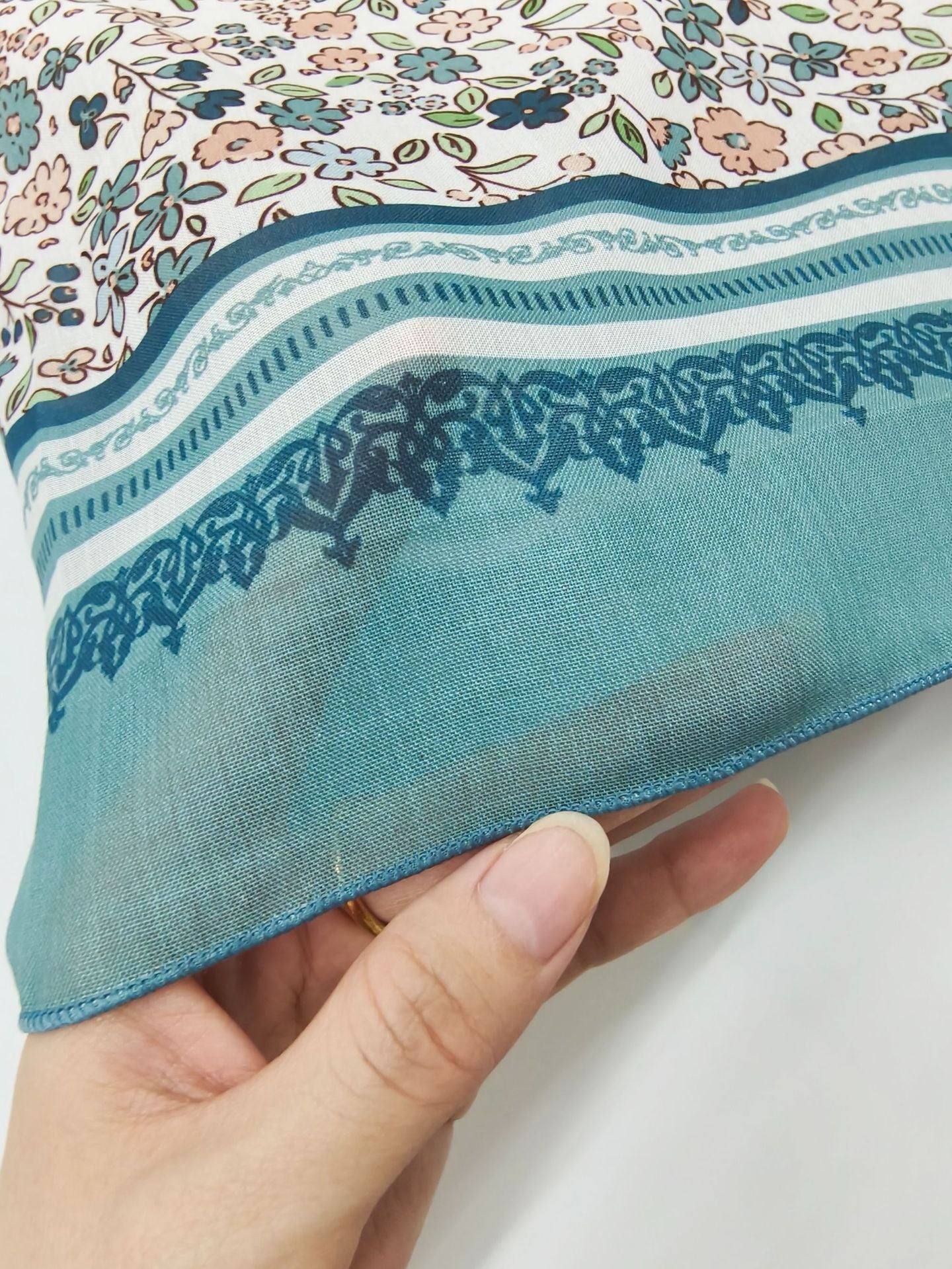 G1045 110*110cm  Quick-Dry Sun-Shading Voile Printed Square Scarf