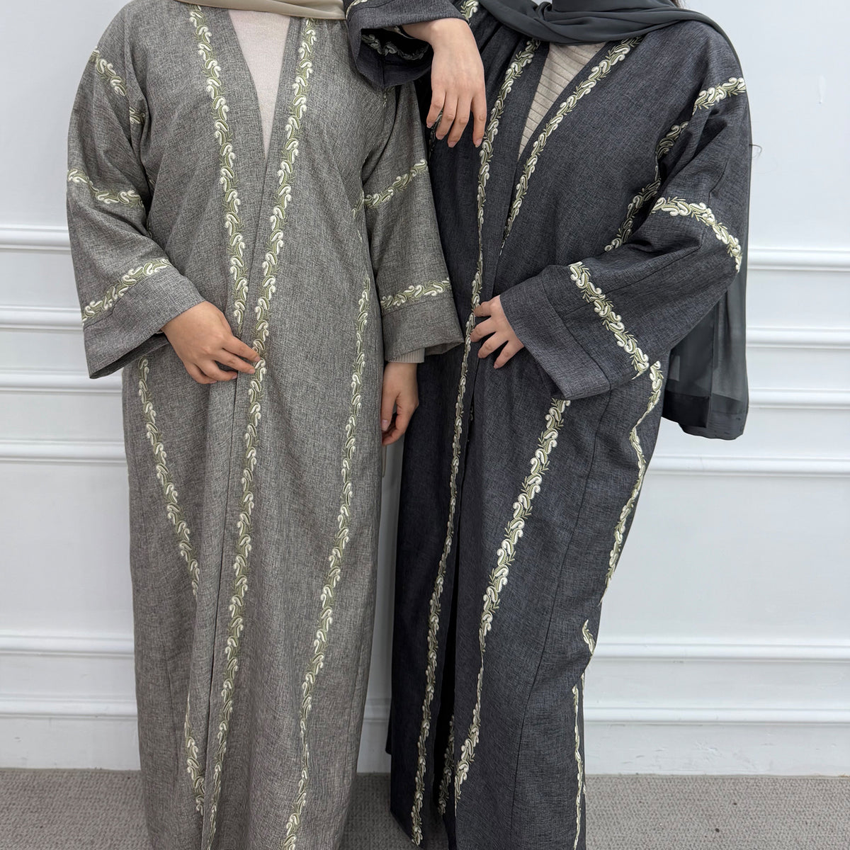 LR1153  Exquisite plus size embroidered cardigan
