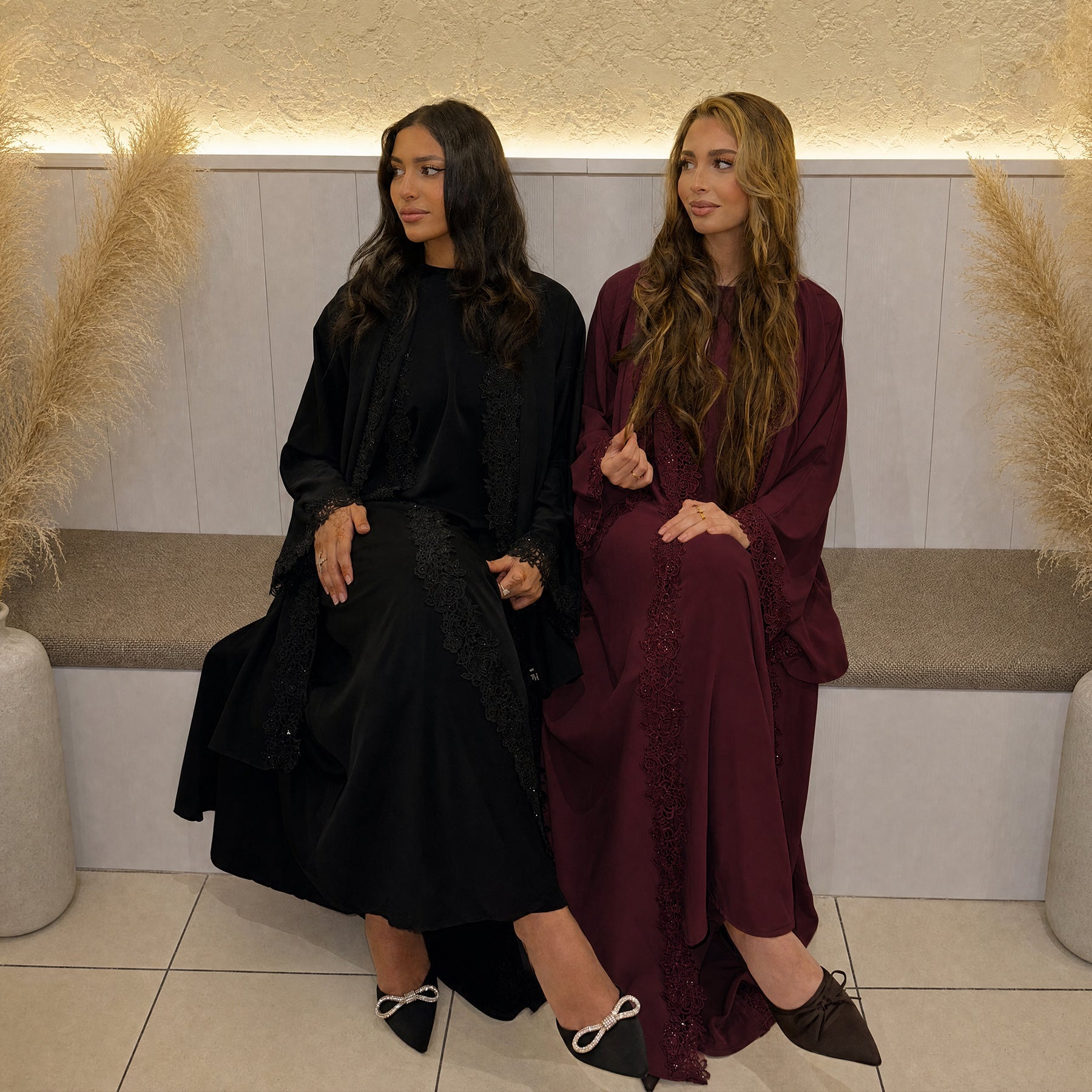 LR1191  Plain Nida Gold Foil Lace Open Abaya + Inner Layer + Hijab Set