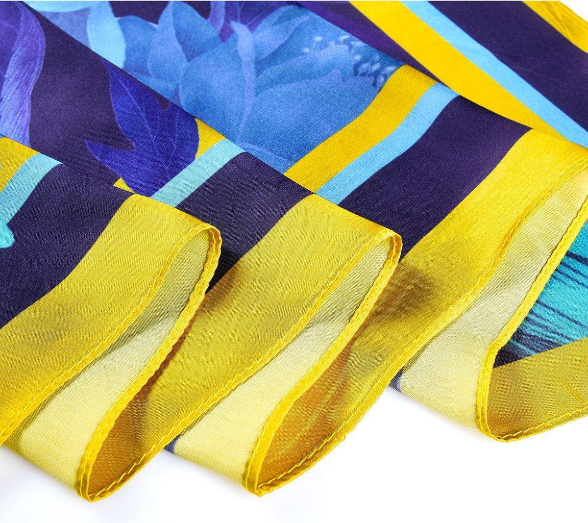 S11001  110*110 cm Printed Silk-Look Large Square Scarf