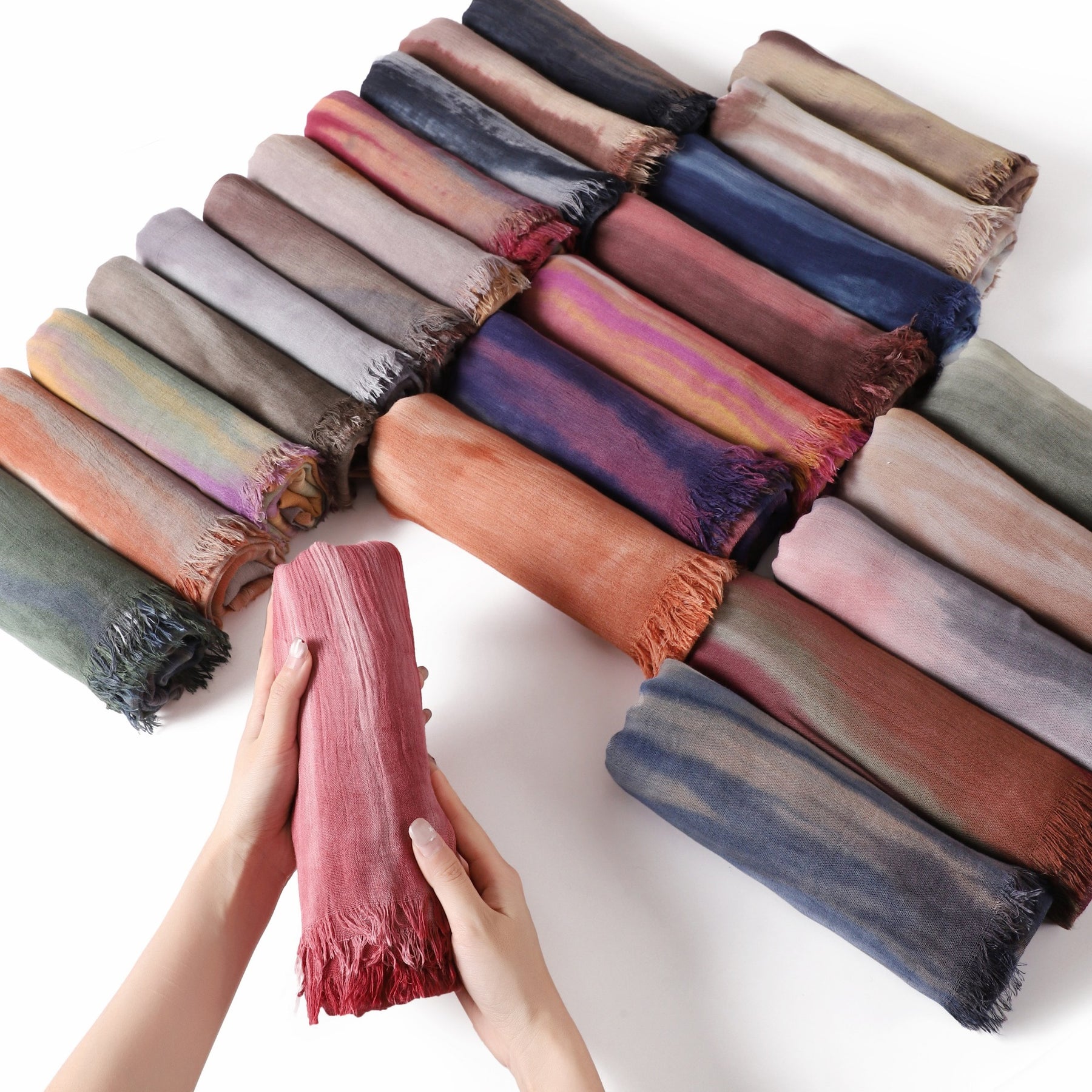 YZ331  Gradient Viscose Crinkle Long Hijab Lightweight Breathable