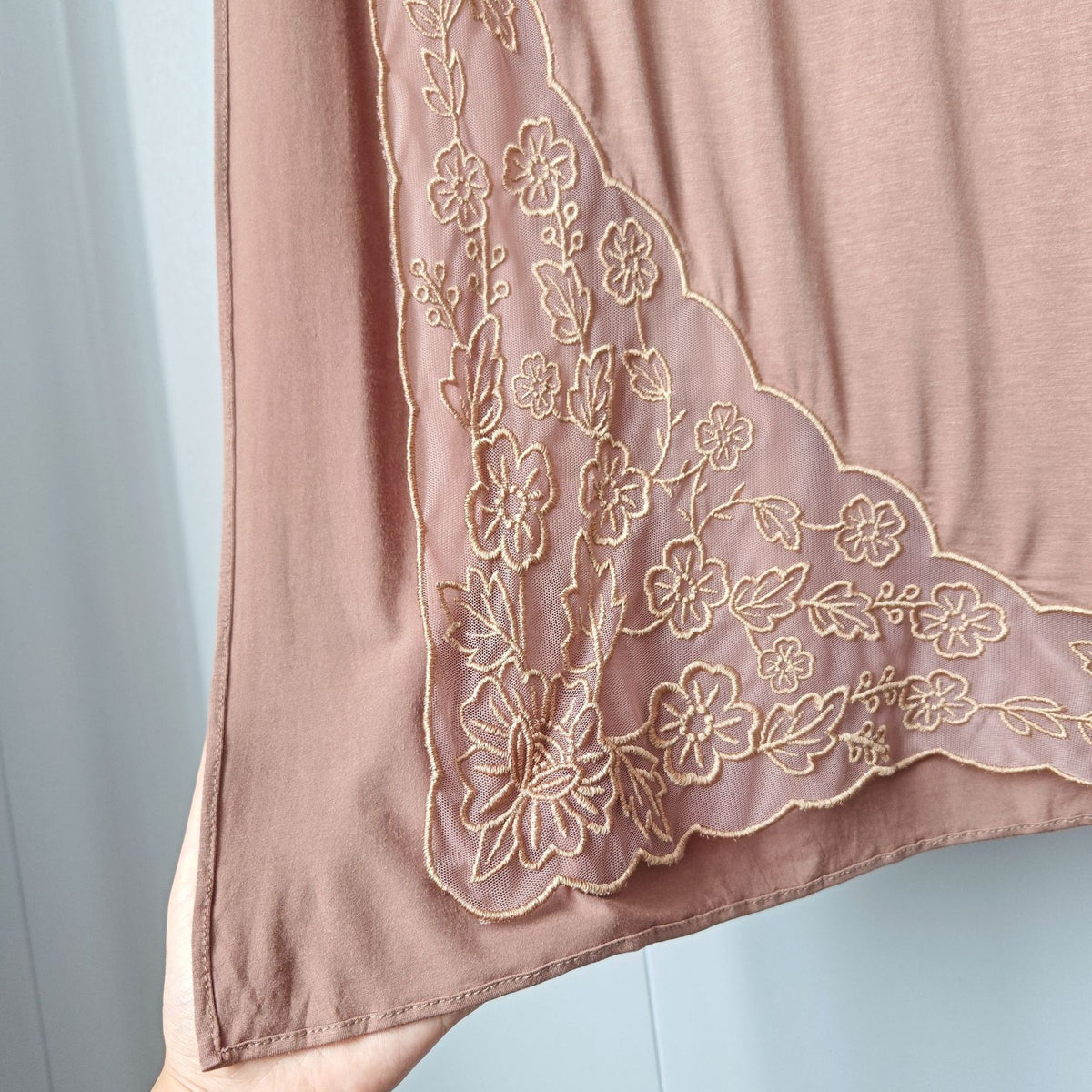 JBCX001  Plain Bamboo Fiber Jersey Hijab with Embroidered Lace
