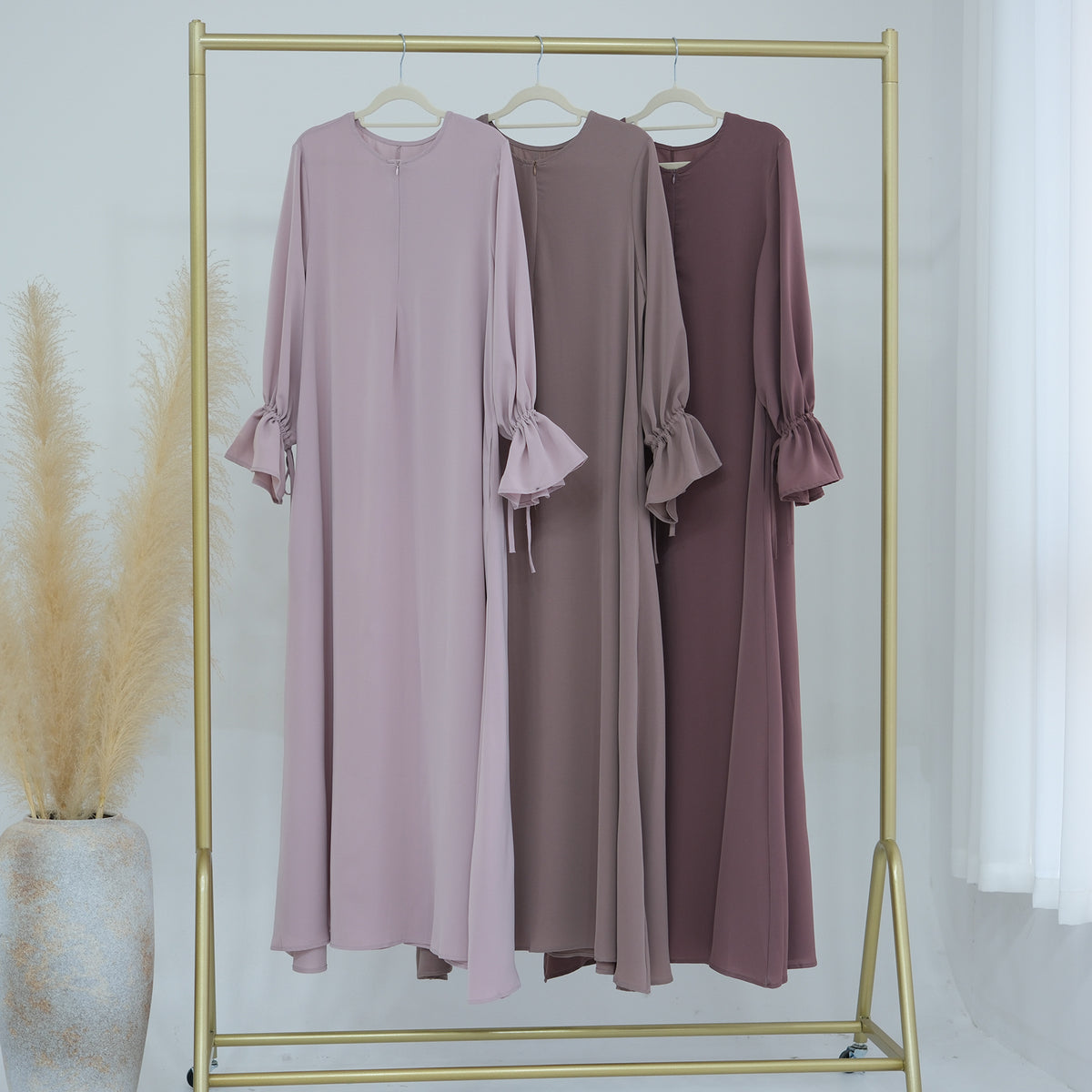 LR793 Solid color dress with small trumpet sleeves length skirt Abaya