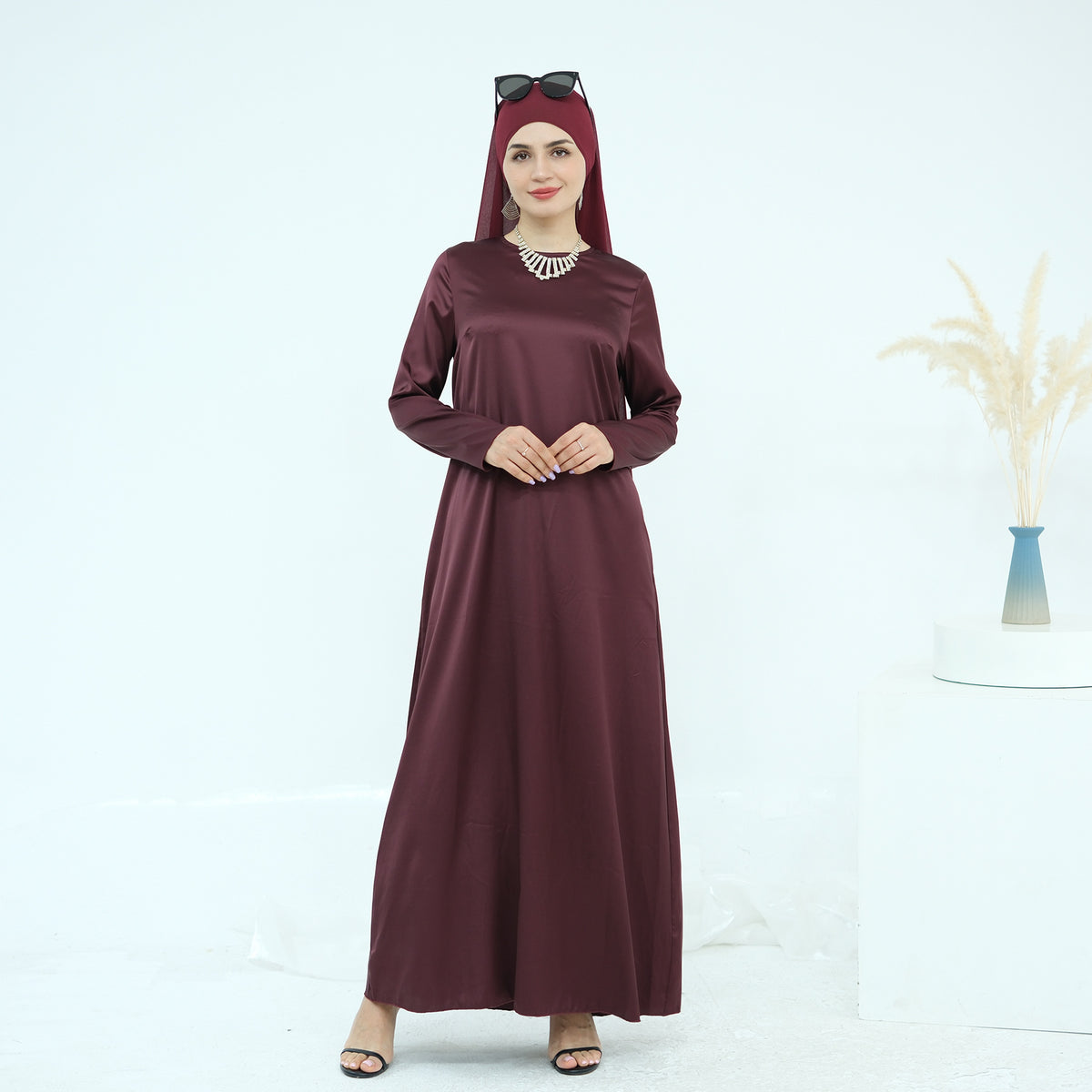 LR943+LR944  Plain elegant dress + inner + hijab set