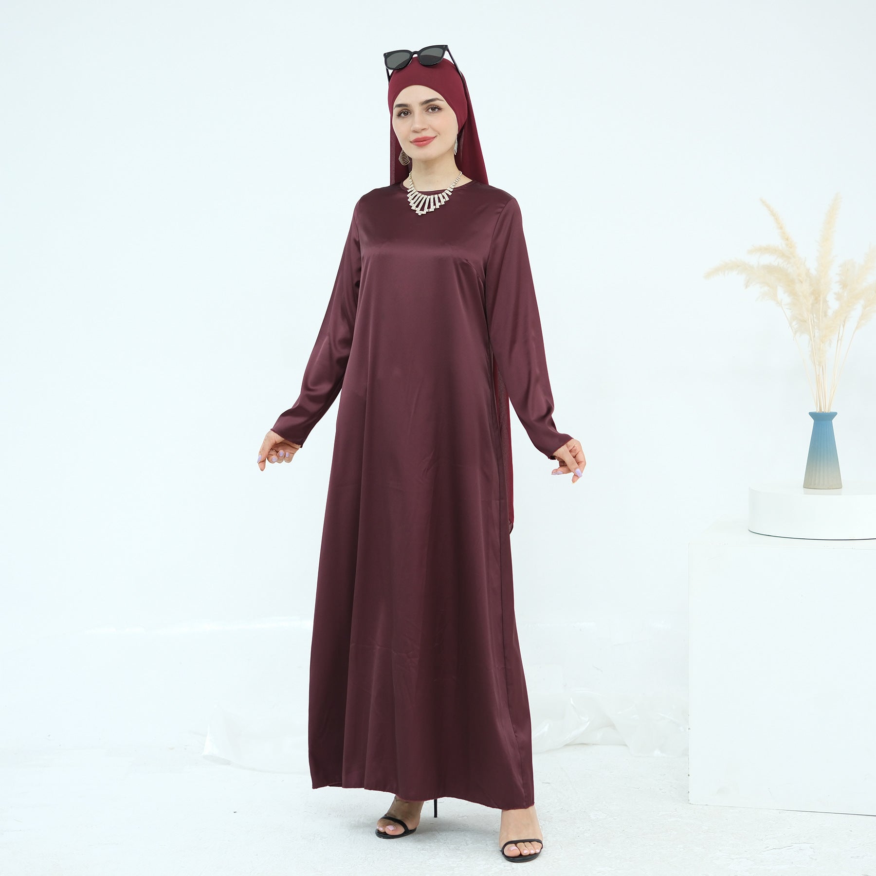 LR943+LR944  Plain elegant dress + inner + hijab set