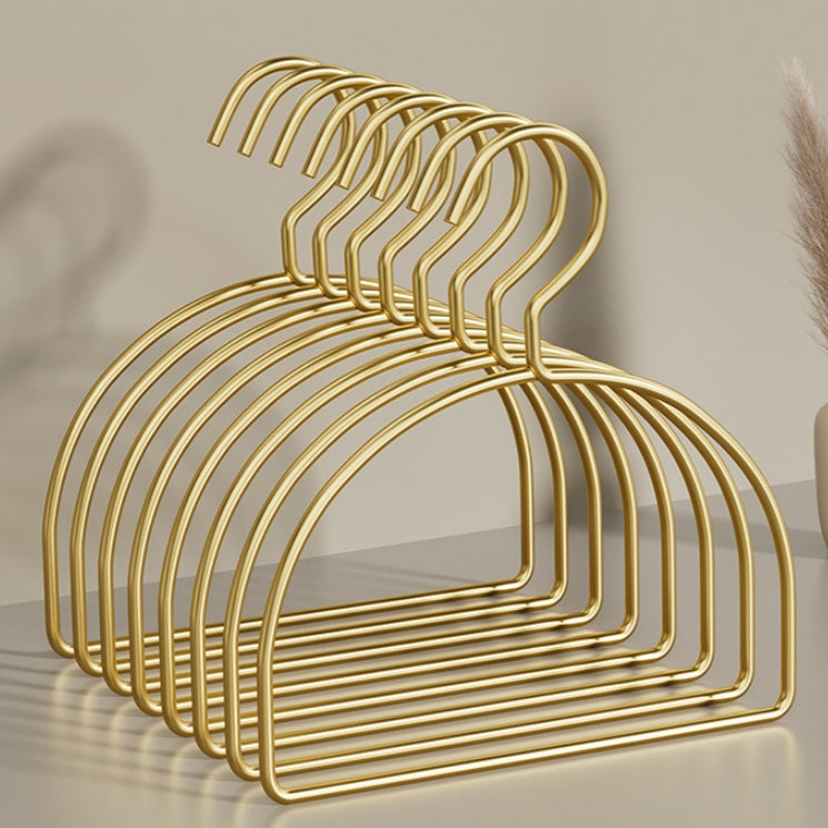 5+6740  Gold-Tone Hanging Metal Garment Hanger - MOQ:10pcs