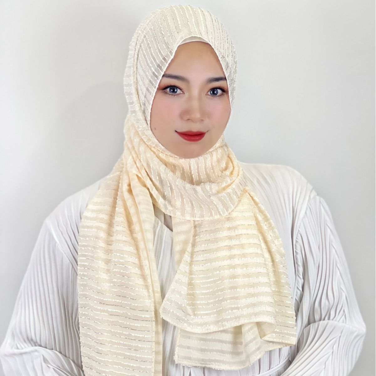 TD13-000  New striped long scarf solid color jacquard chiffon Malay ladies scarf wholesale ethnic scarf