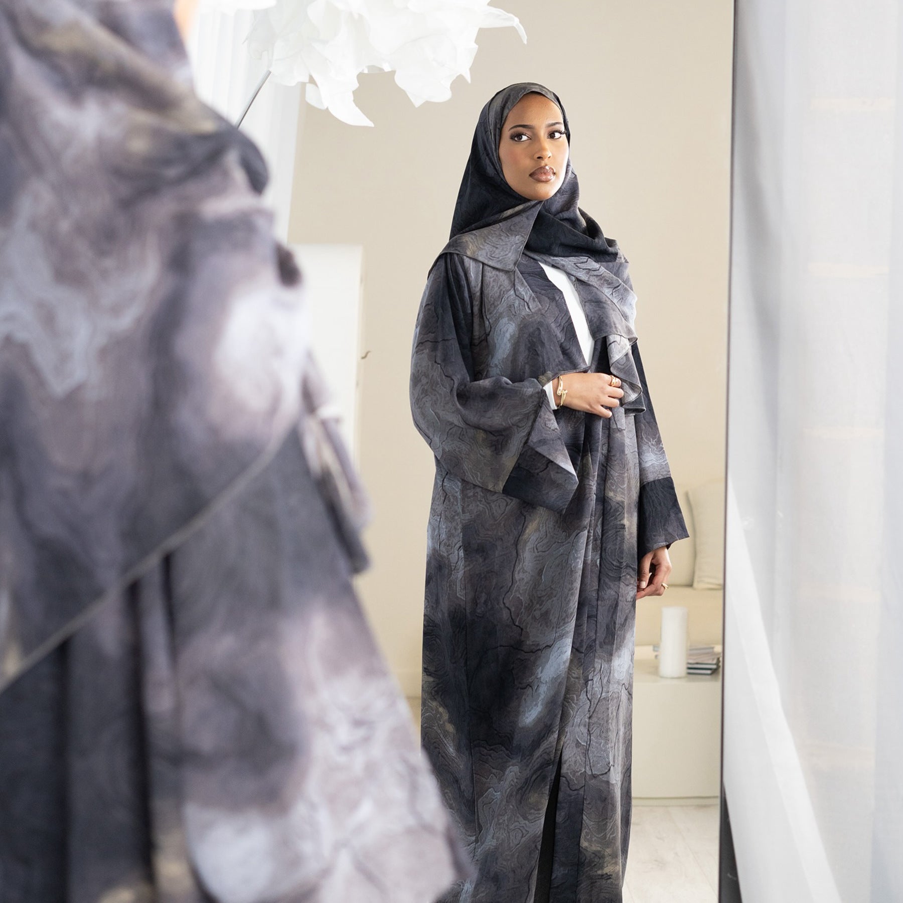 LR1158  Printed cardigan + hijab 2-piece set