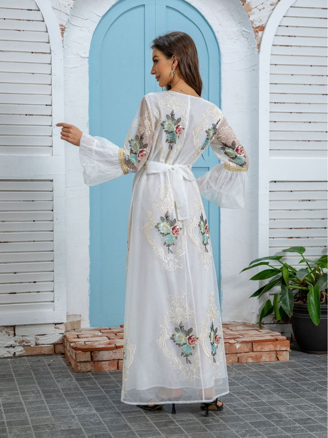 ZD020   Middle East new women's Muslim robe Dubai temperament evening dress applique embroidery mesh dress Polyester