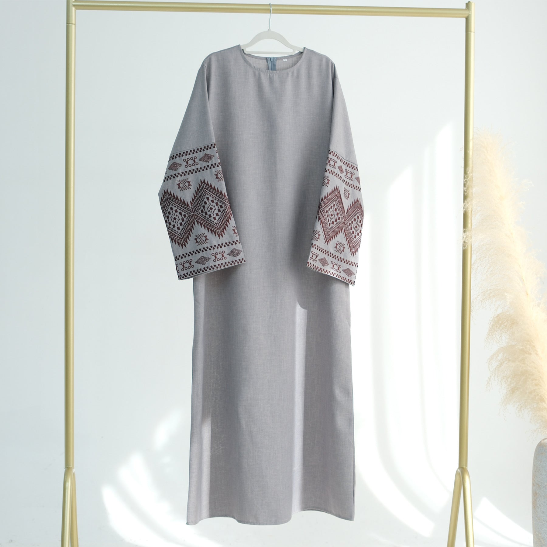 LR901  Embroidered Viscose Plus Size Long Sleeve Dress
