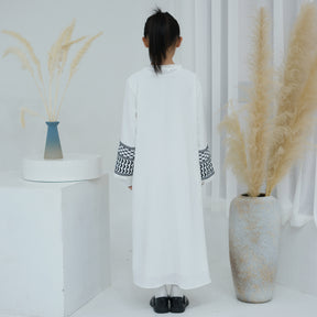 LR782 Abaya para niños con borlas bellamente bordadas BABY ABAYA abaya