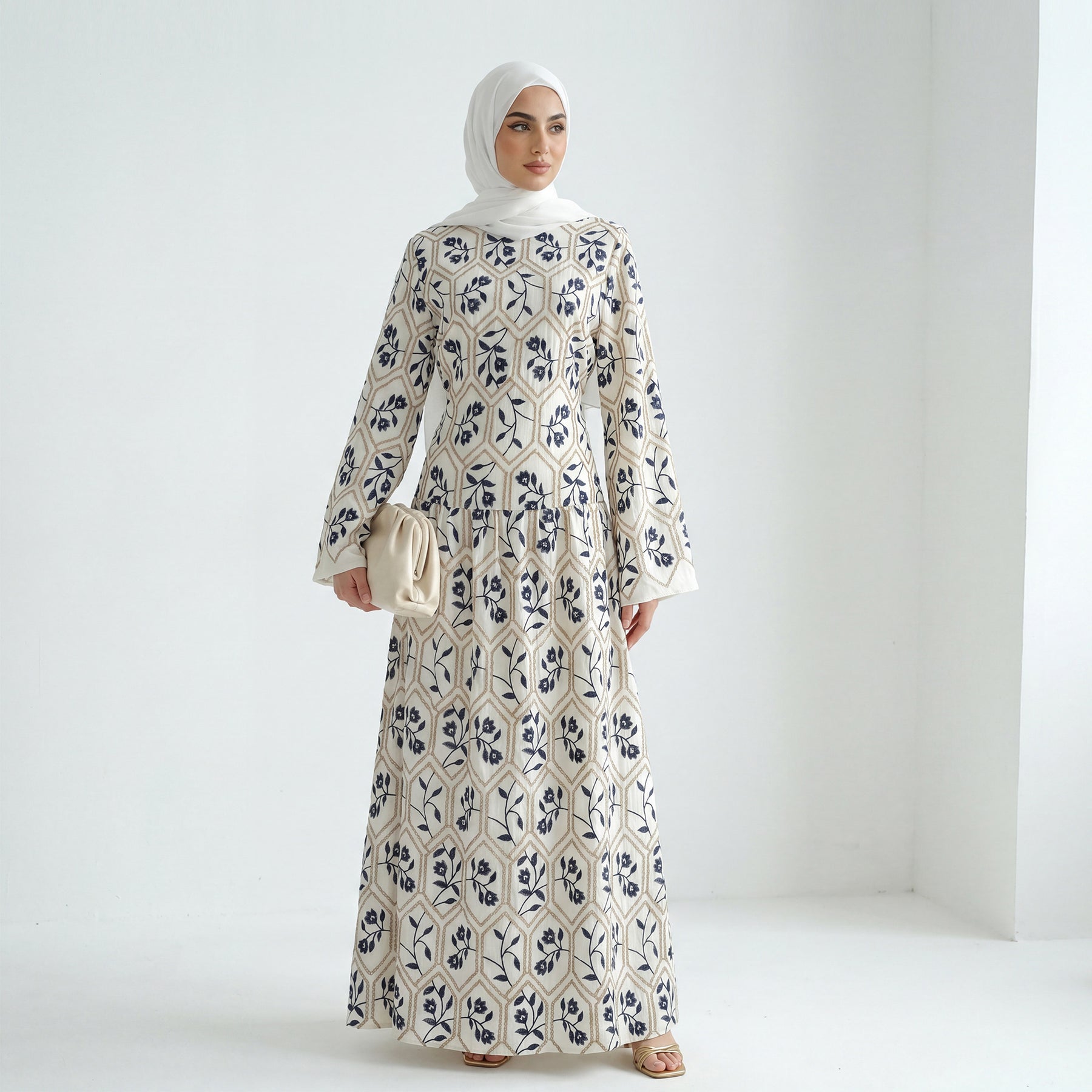 LR1095  Women's Plus Size Long Sleeve Full Embroidery Dress