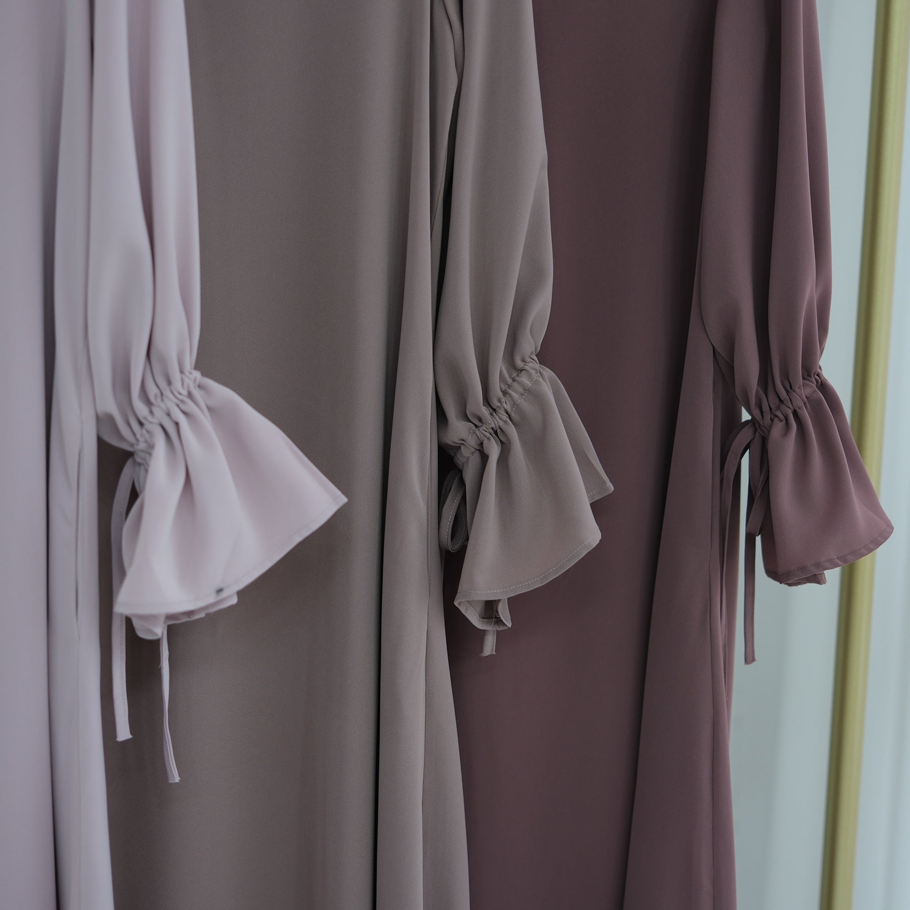 LR793 Solid color dress with small trumpet sleeves length skirt Abaya