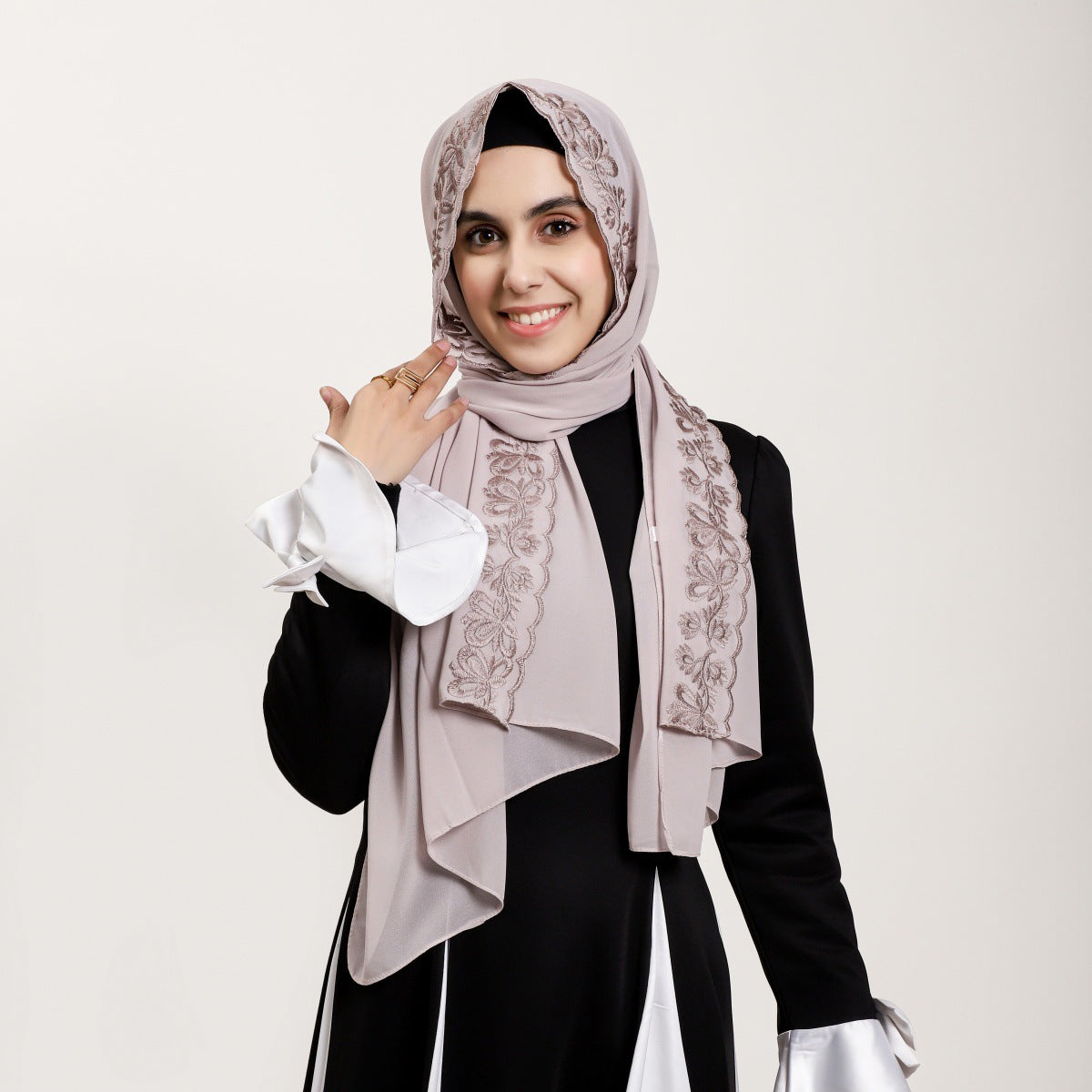 YZ315  Plain Chiffon Butterfly Embroidery Pearl Lace Hijab
