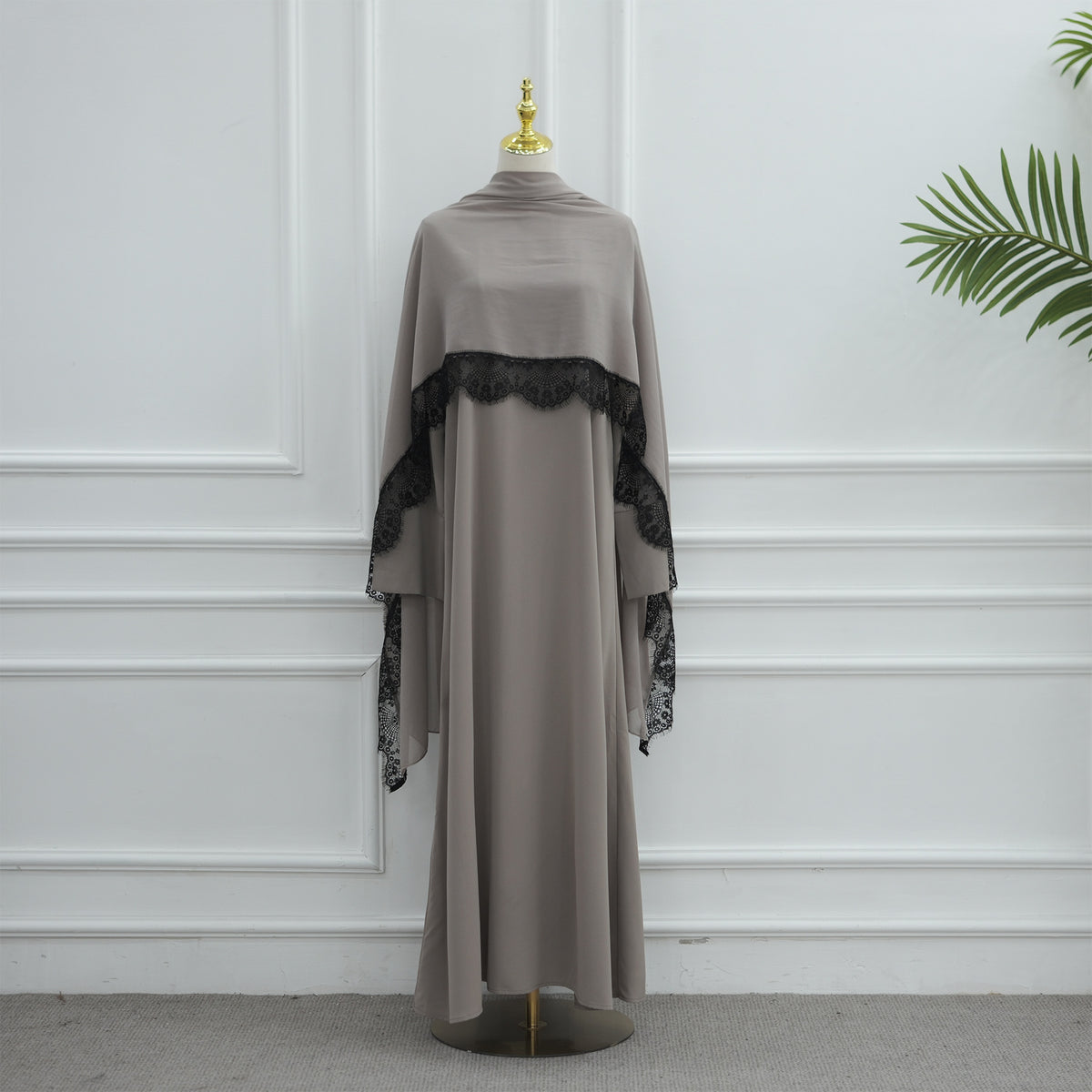 LR1175  Lace-paneled plus size loose fit dress + hijab 2-piece set