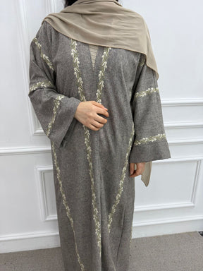 LR1153  Exquisite plus size embroidered cardigan