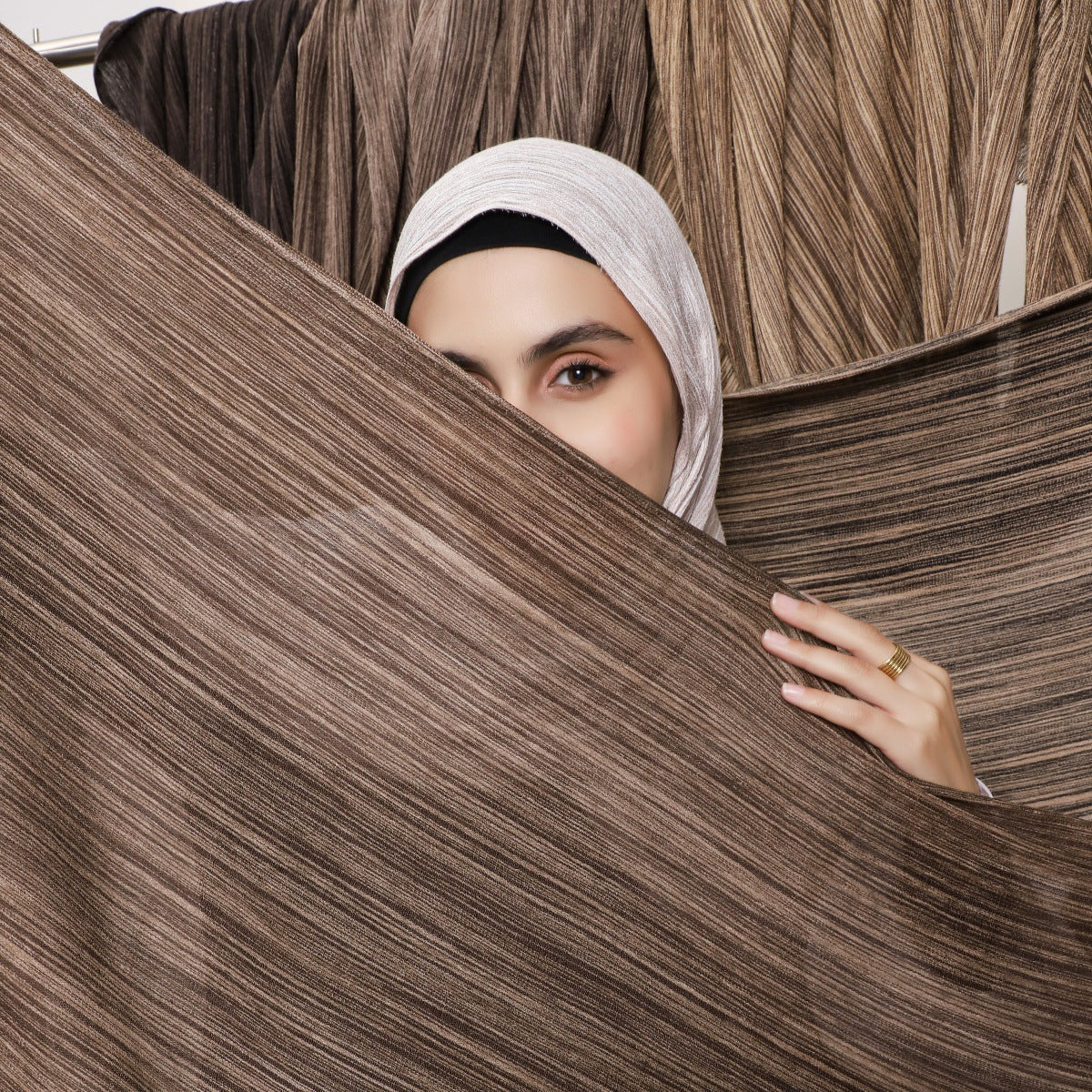 YZ319  Plain Vertical Stripe Modal Crinkle Fringe Hijab
