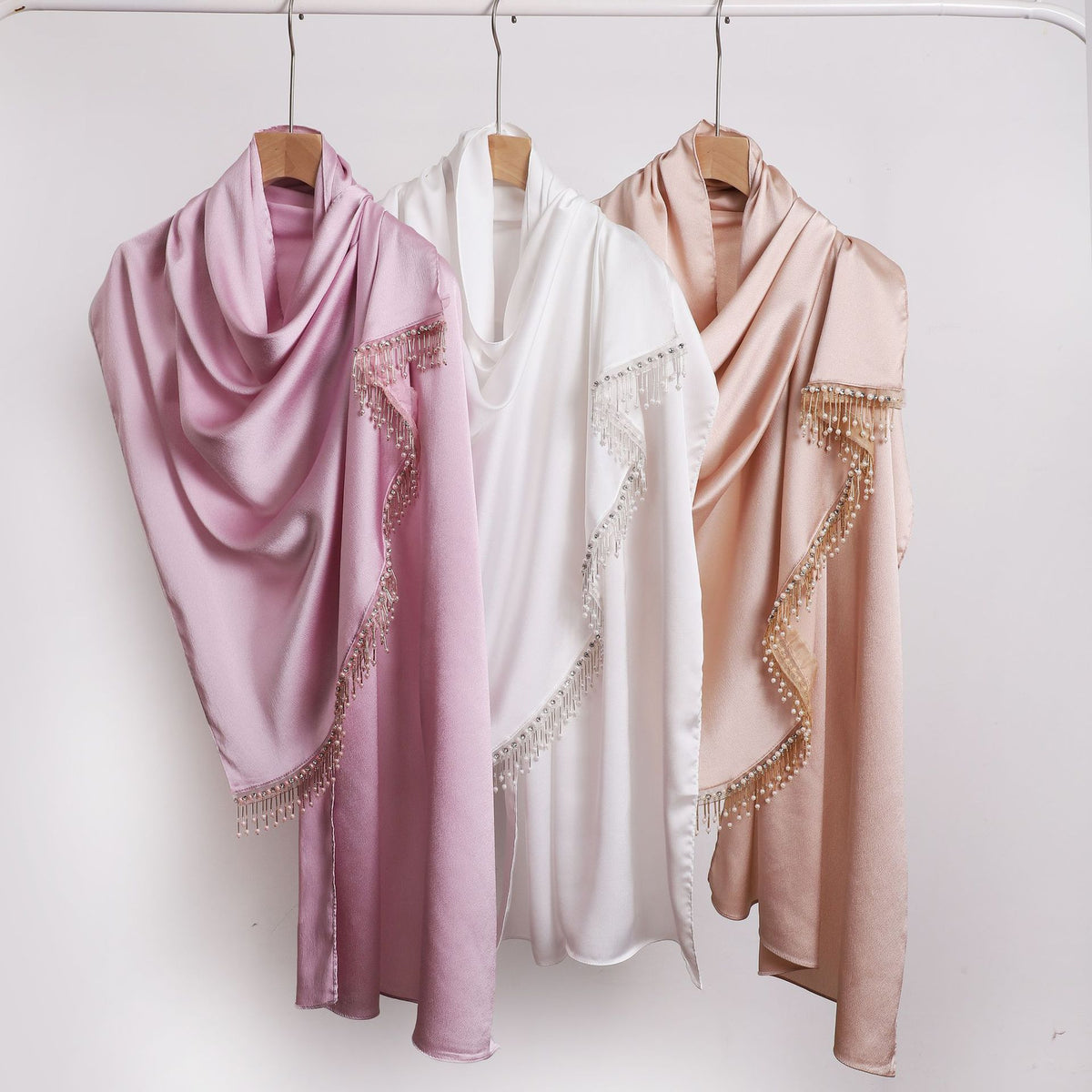 241114-1  Rhinestone Satin Scarf
