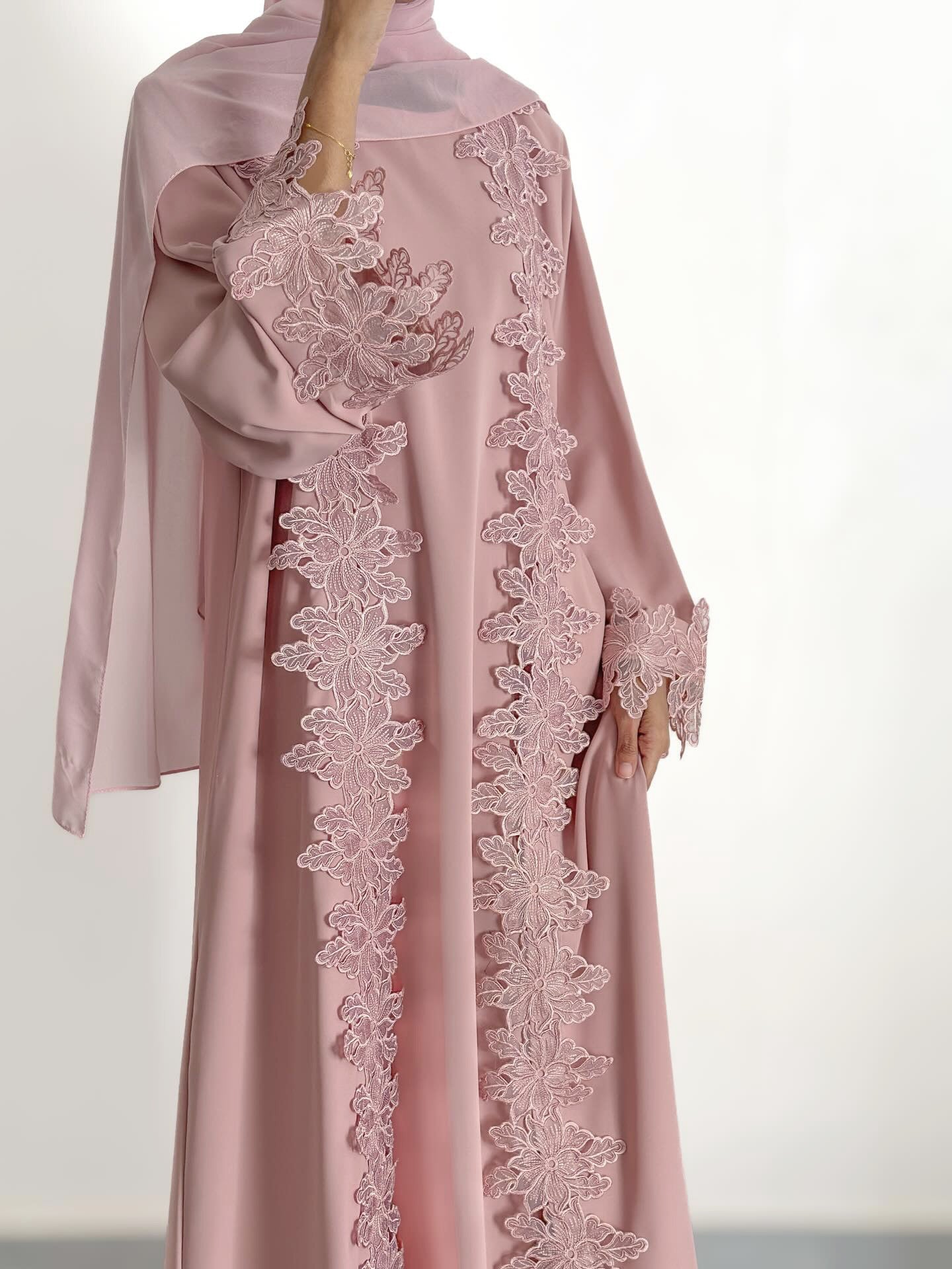 LR1184  Lace Splicing Cardigan and Inner Dress