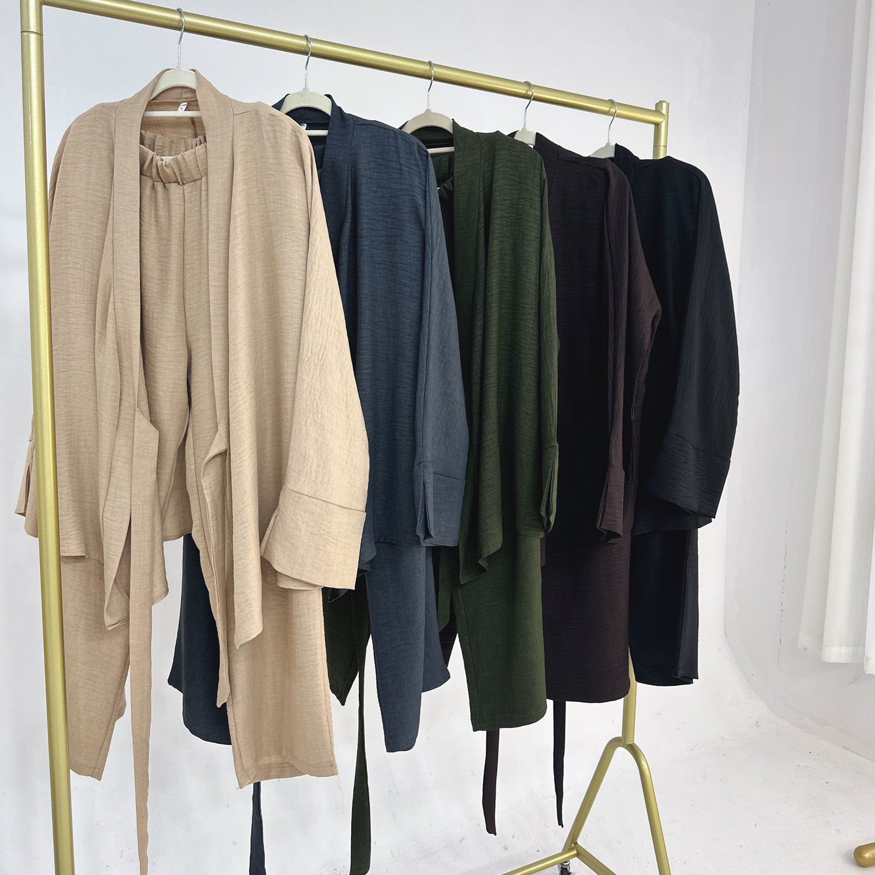 LR835  Two-piece suit of tie top and wide-leg pants