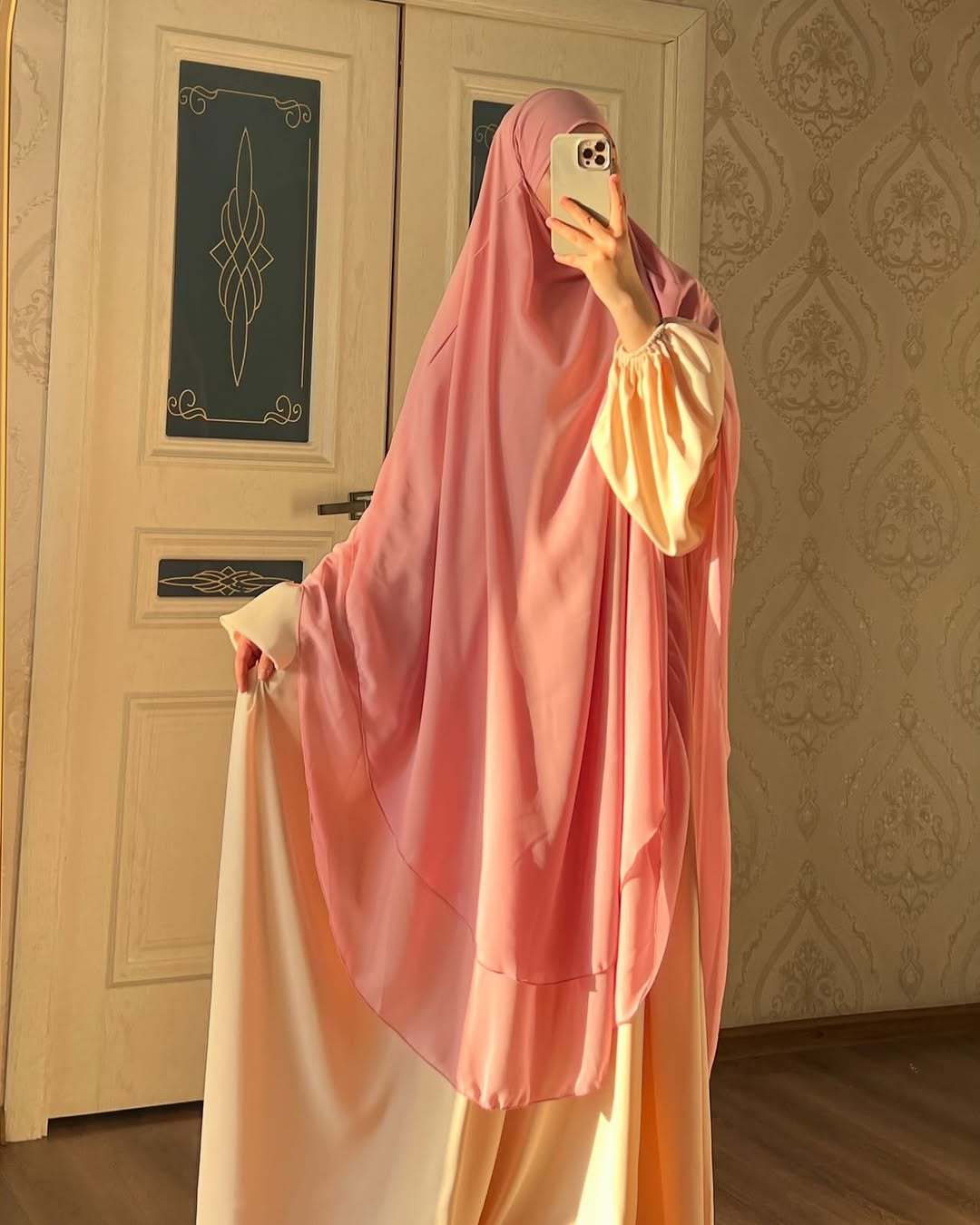 LN1027   Solid color chiffon large swing headscarf